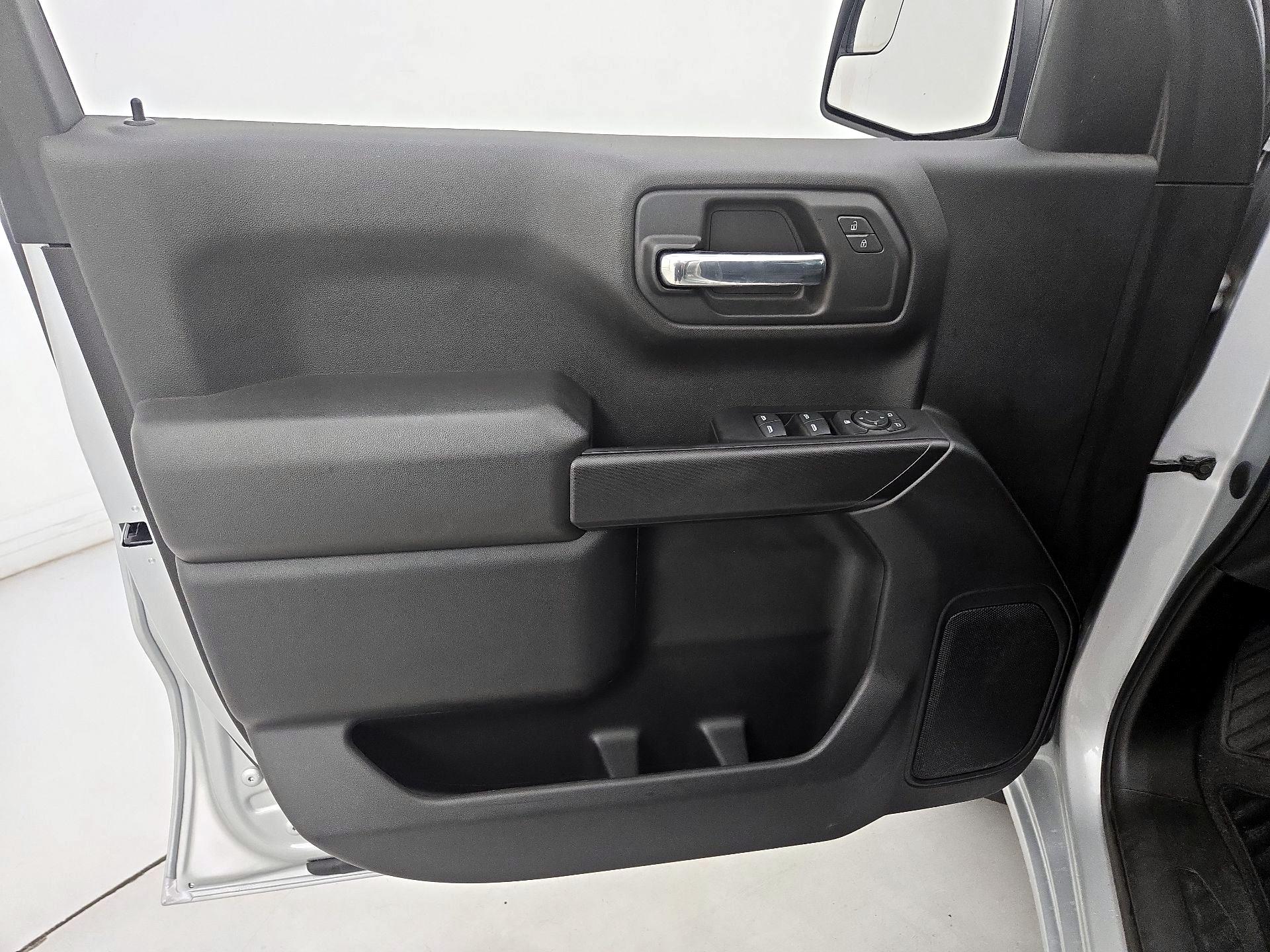 Thumbnail: 2021 Chevrolet Silverado 1500 - 12