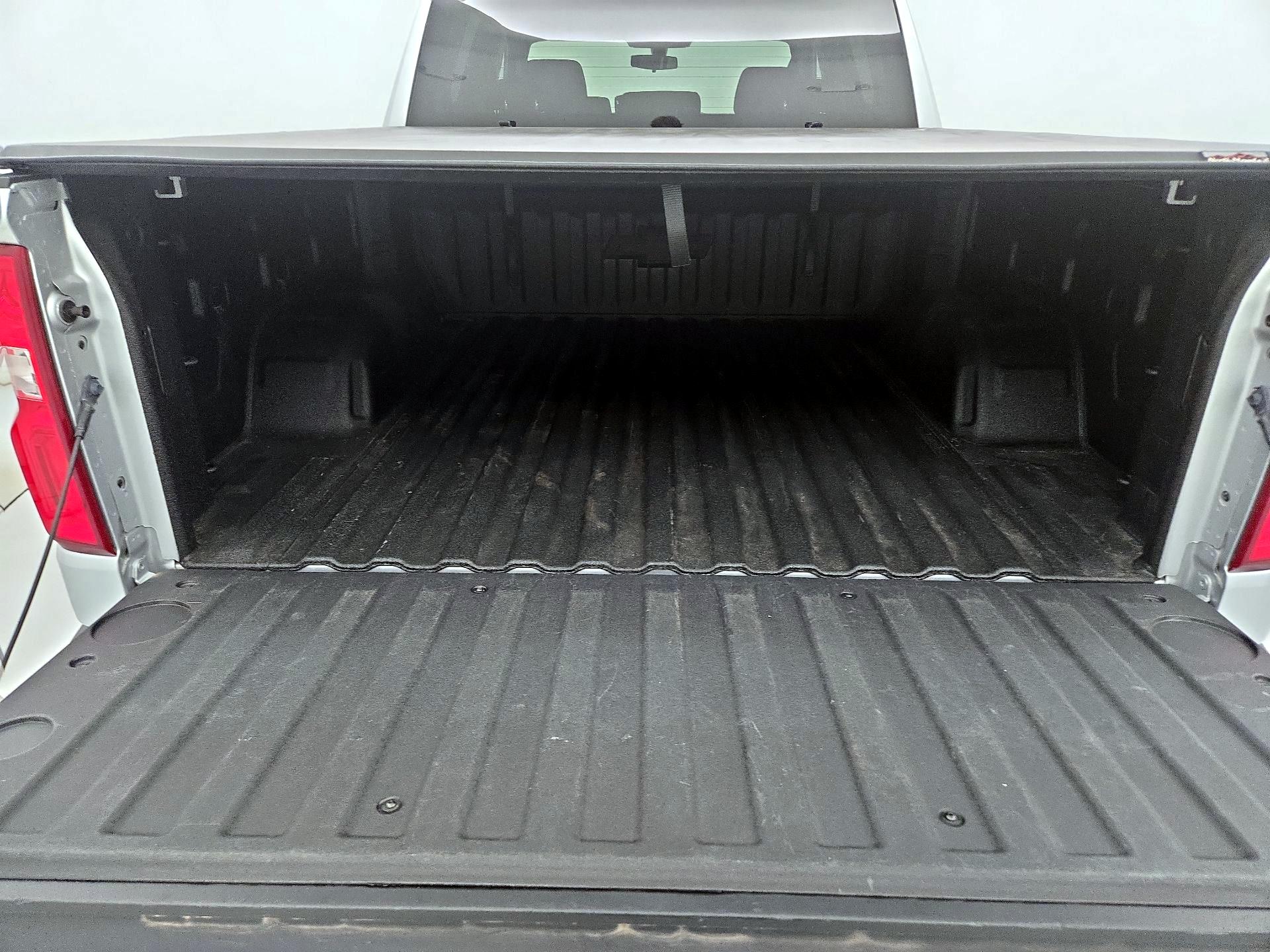 Thumbnail: 2021 Chevrolet Silverado 1500 - 20