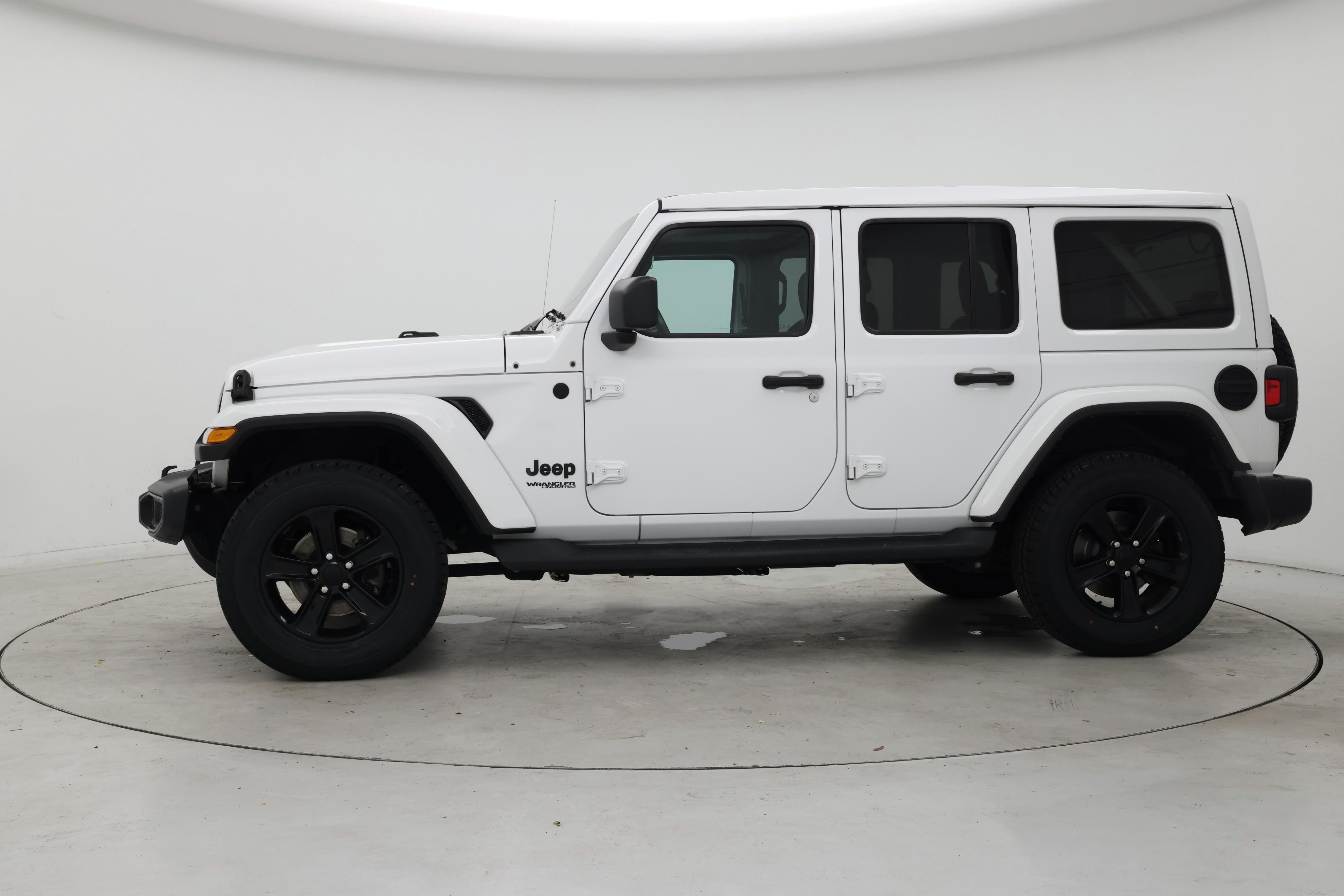 Thumbnail: 2022 Jeep Wrangler - 3