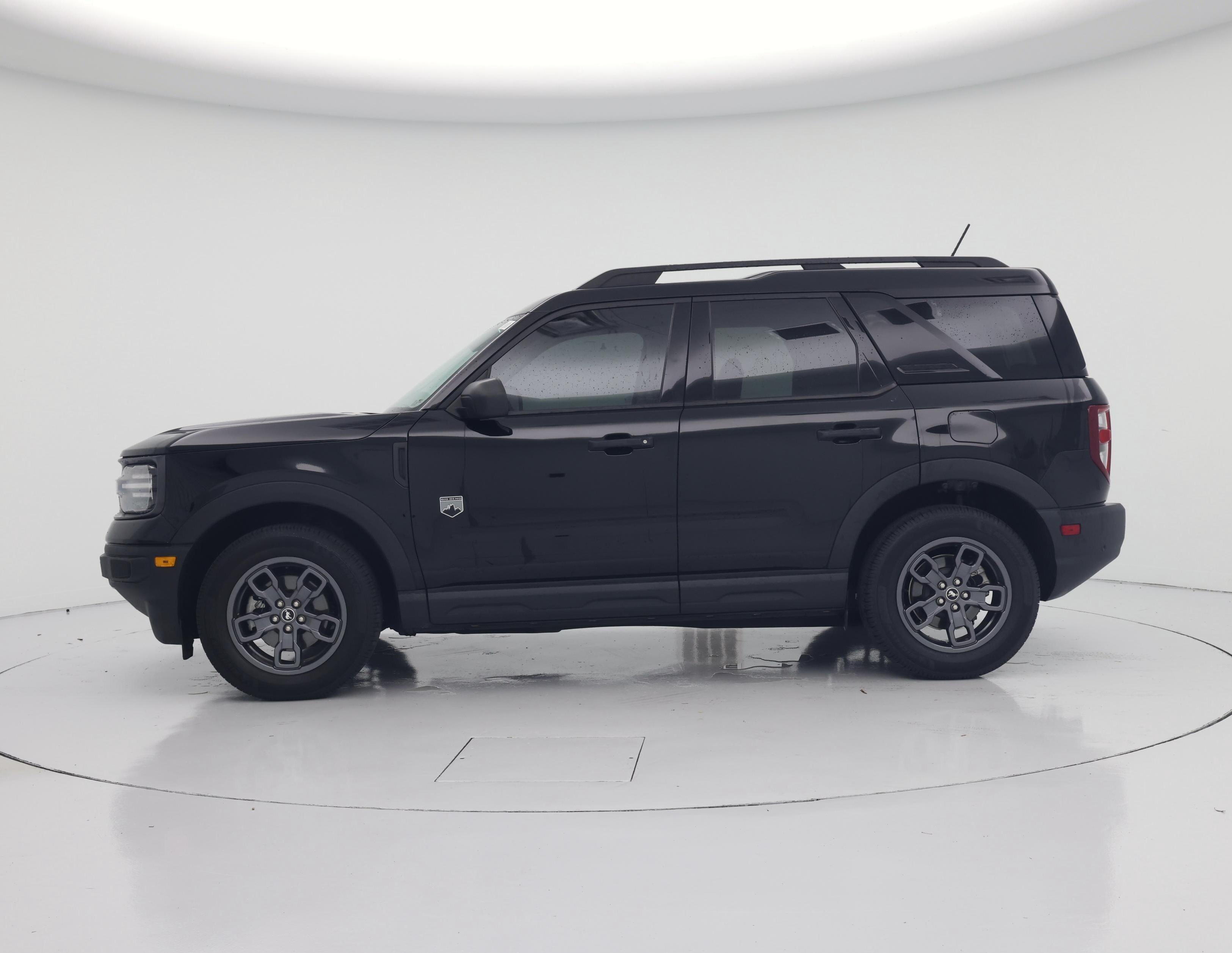 Thumbnail: 2021 Ford Bronco Sport - 3