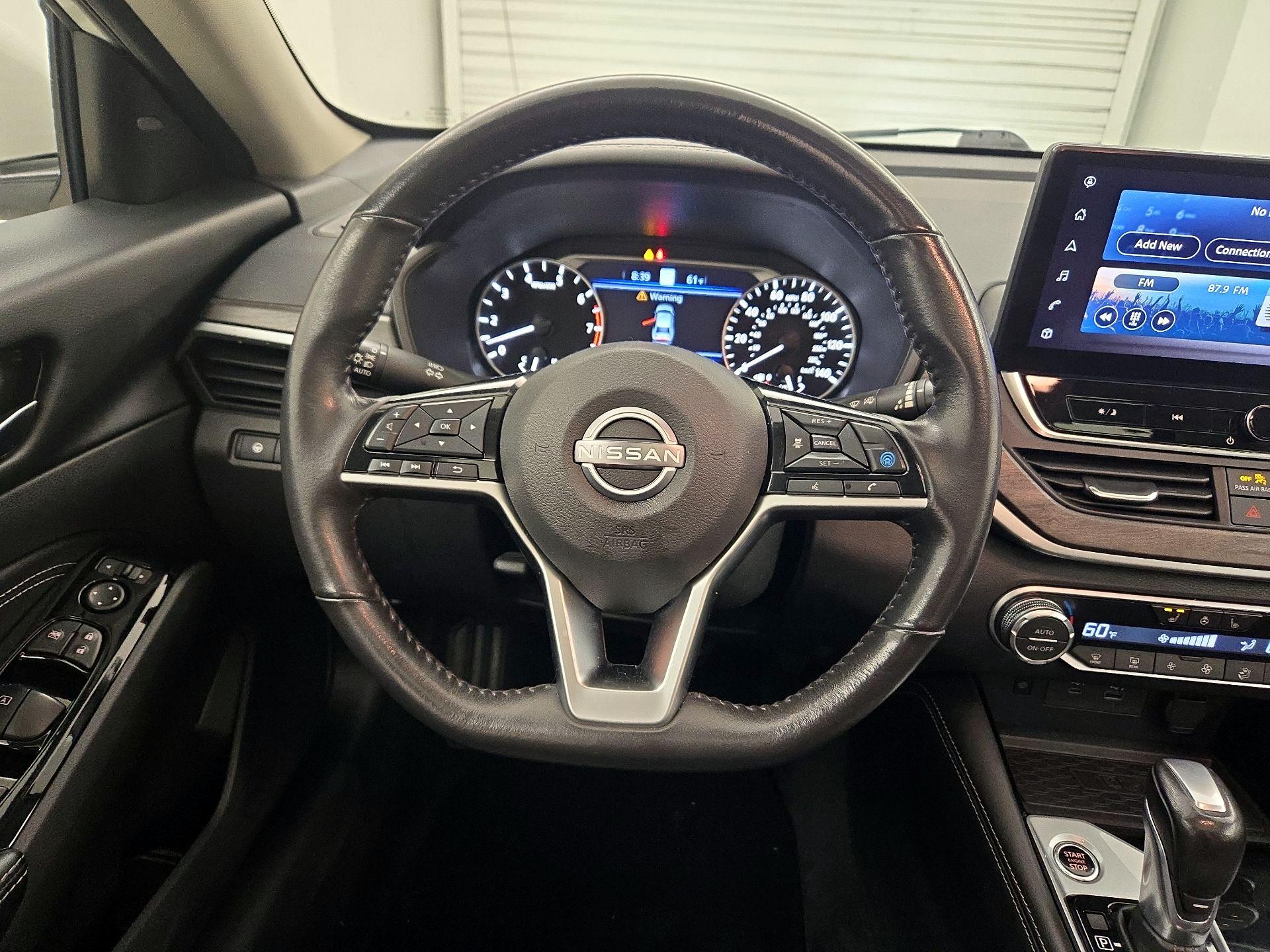Thumbnail: 2023 Nissan Altima - 10