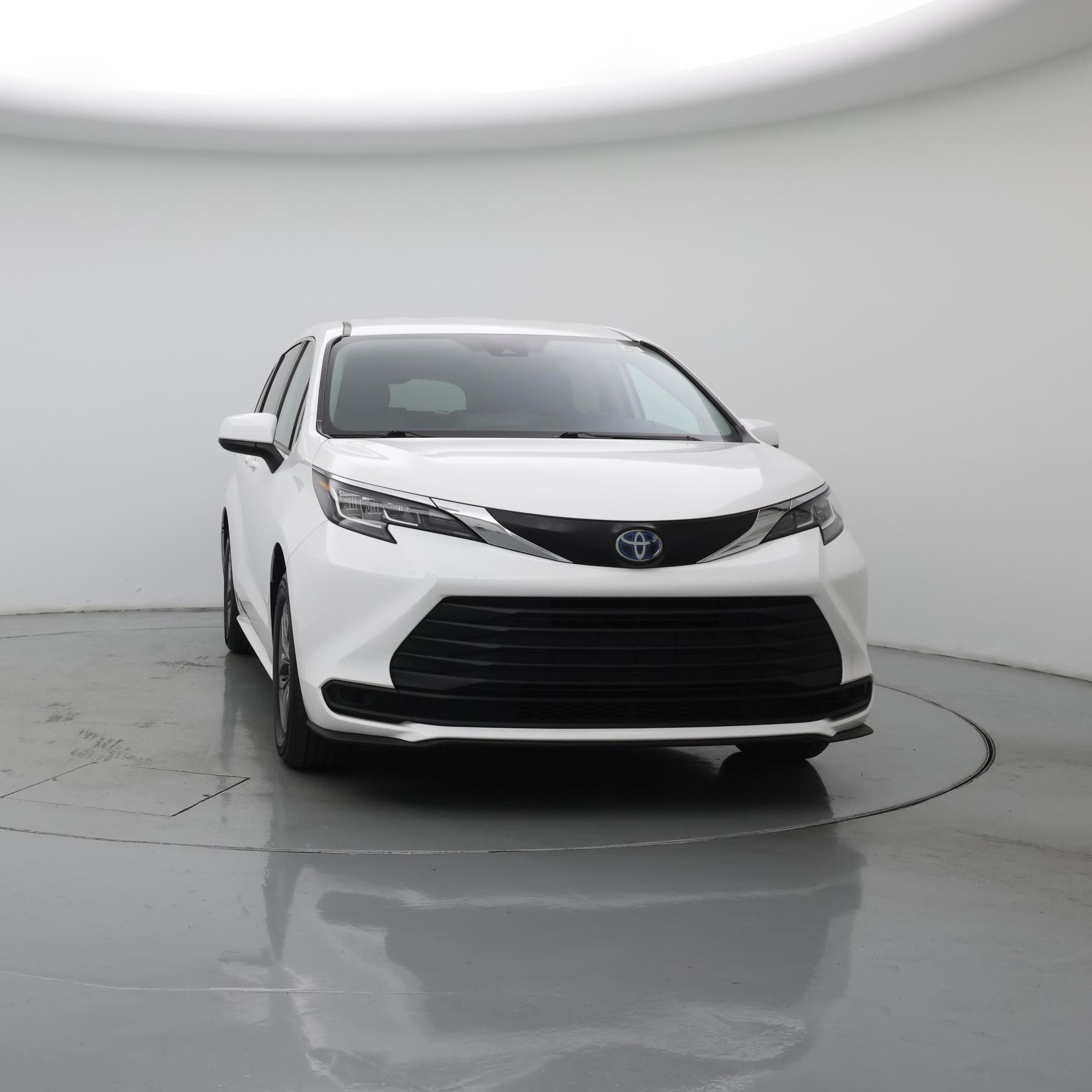 Thumbnail: 2022 Toyota Sienna - 5