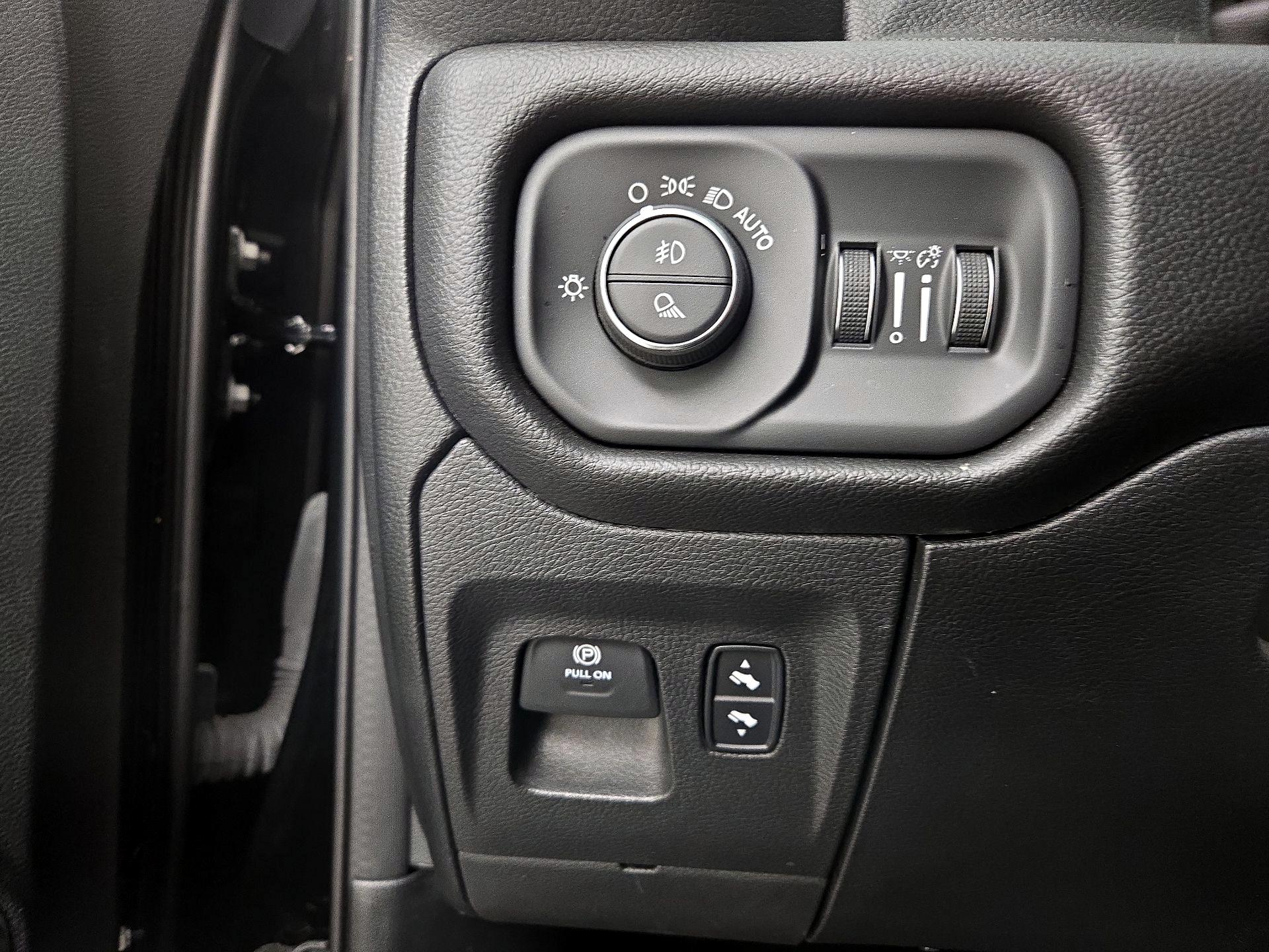 Thumbnail: 2023 RAM 1500 - 13