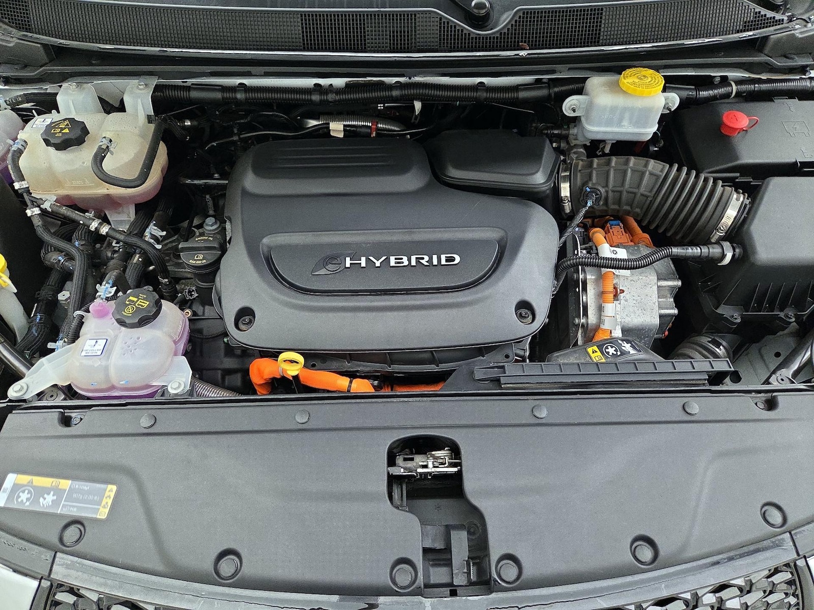 2023 Chrysler Pacifica Hybrid Limited - Photo 24