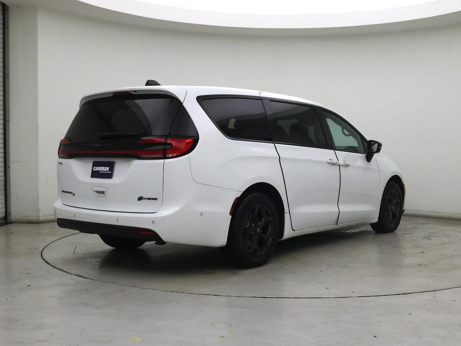 2023 Chrysler Pacifica Hybrid Limited - Photo 9