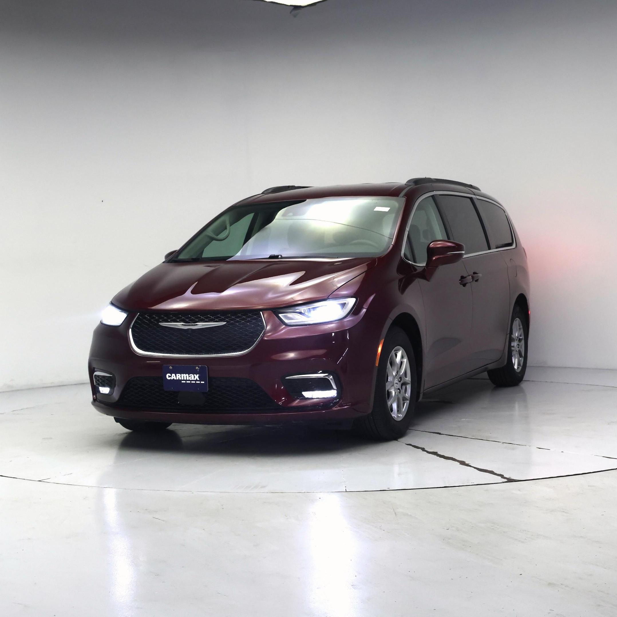 Thumbnail: 2021 Chrysler Pacifica - 4