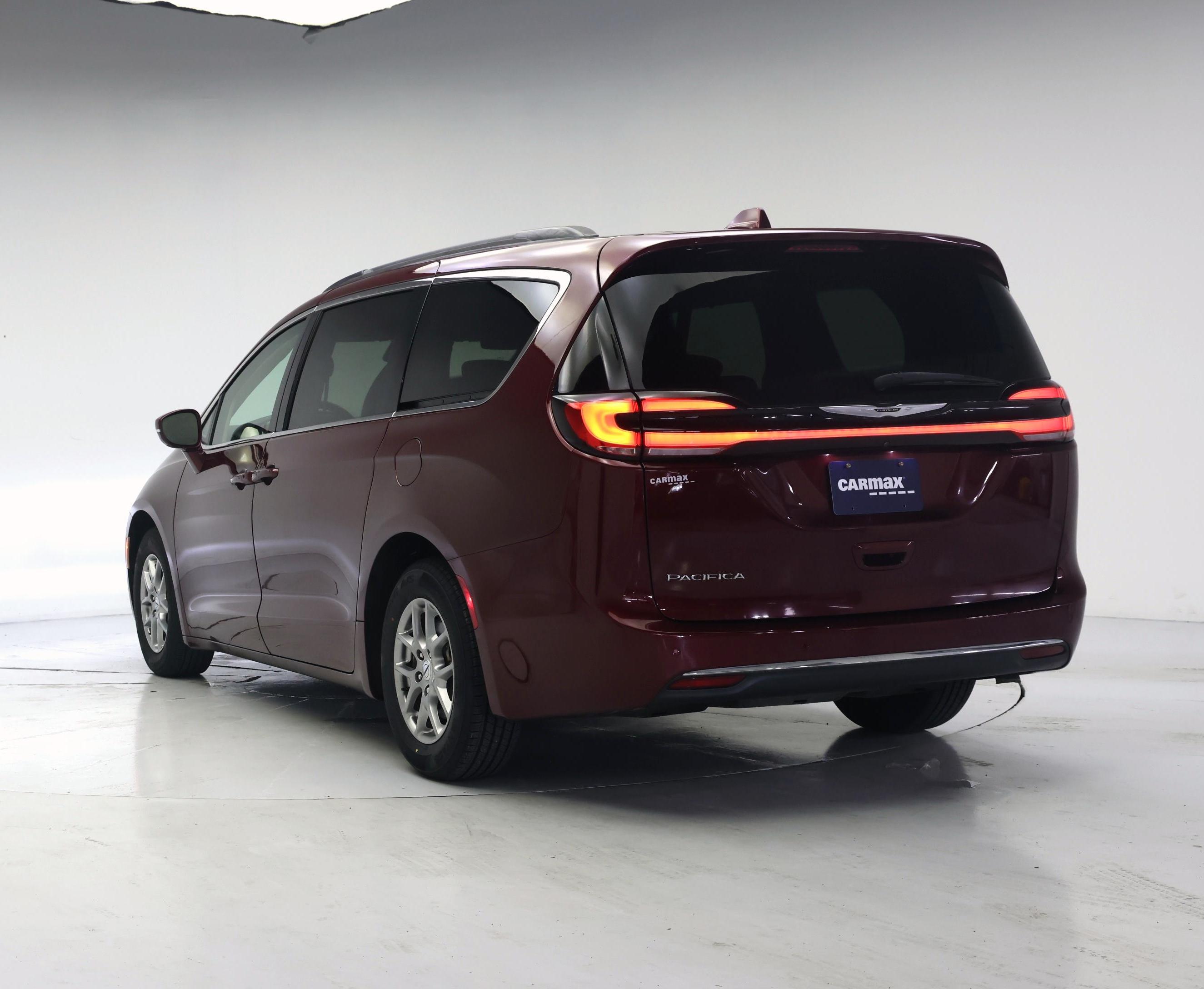 Thumbnail: 2021 Chrysler Pacifica - 6