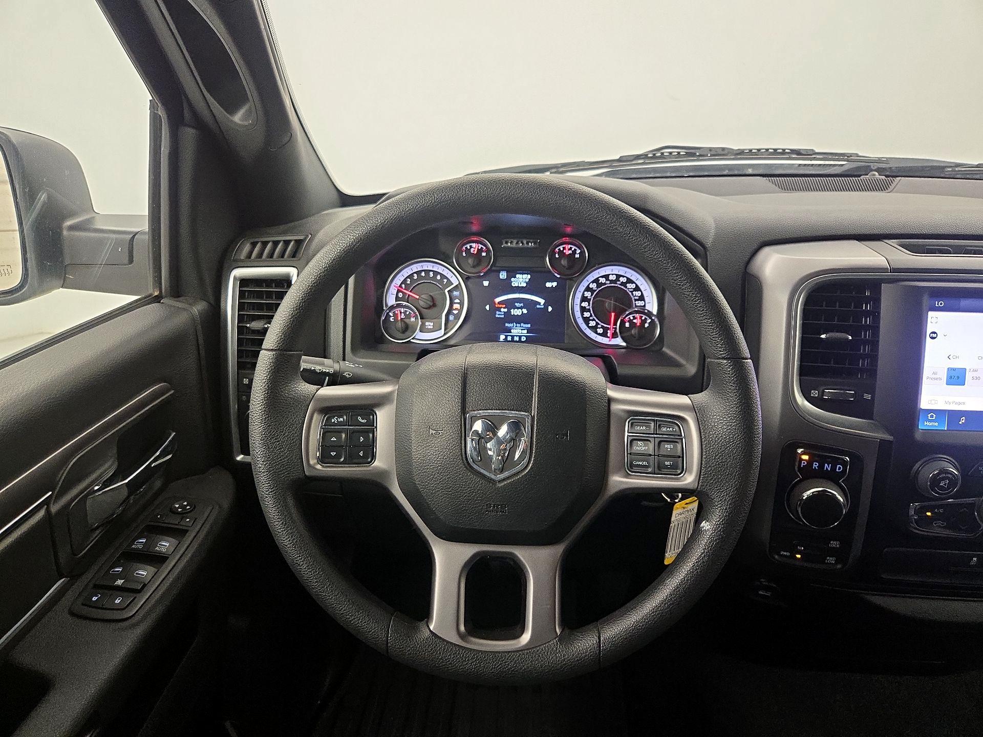 Thumbnail: 2022 RAM 1500 Classic - 10
