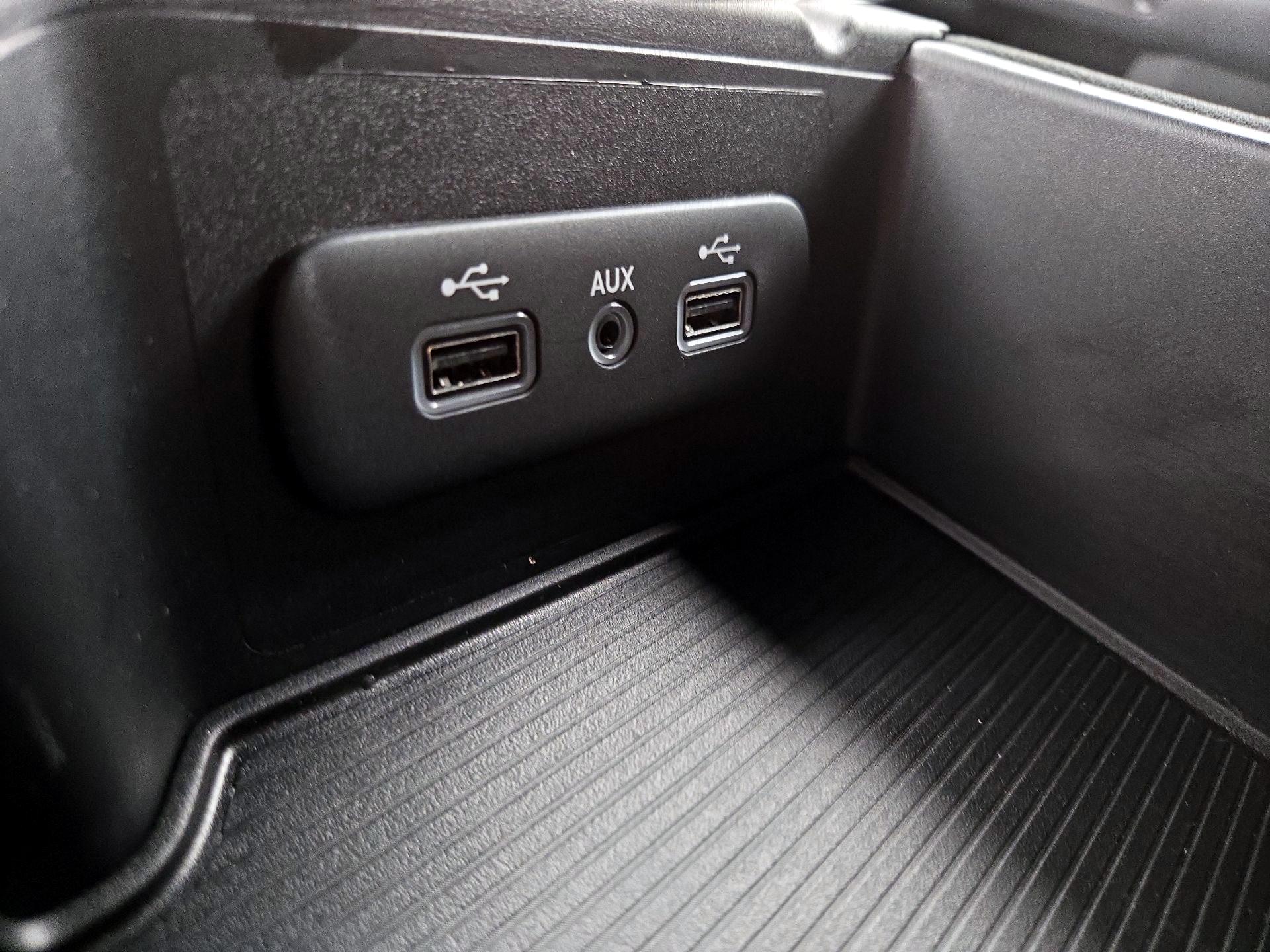 Thumbnail: 2022 RAM 1500 Classic - 18