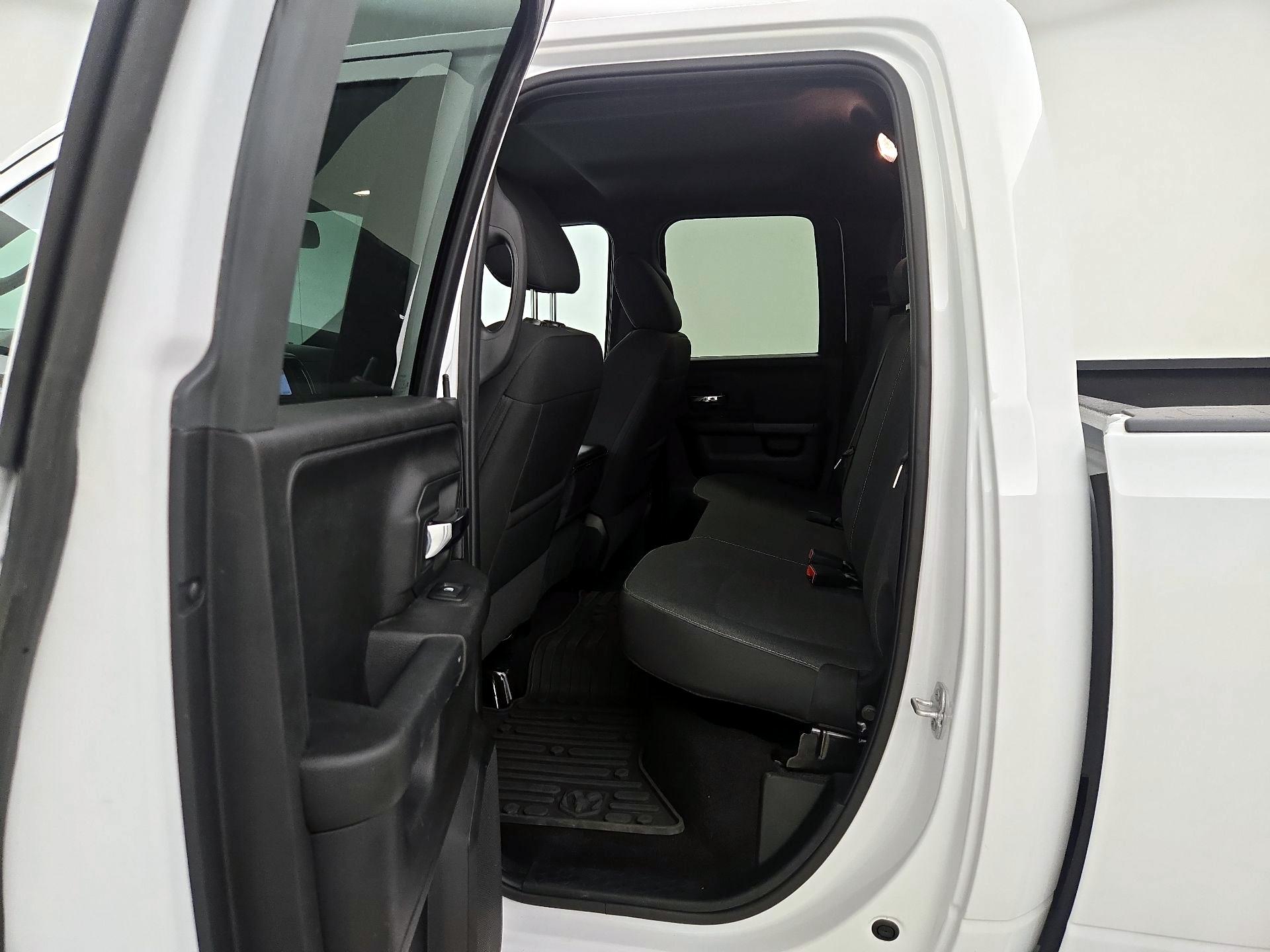 Thumbnail: 2022 RAM 1500 Classic - 19