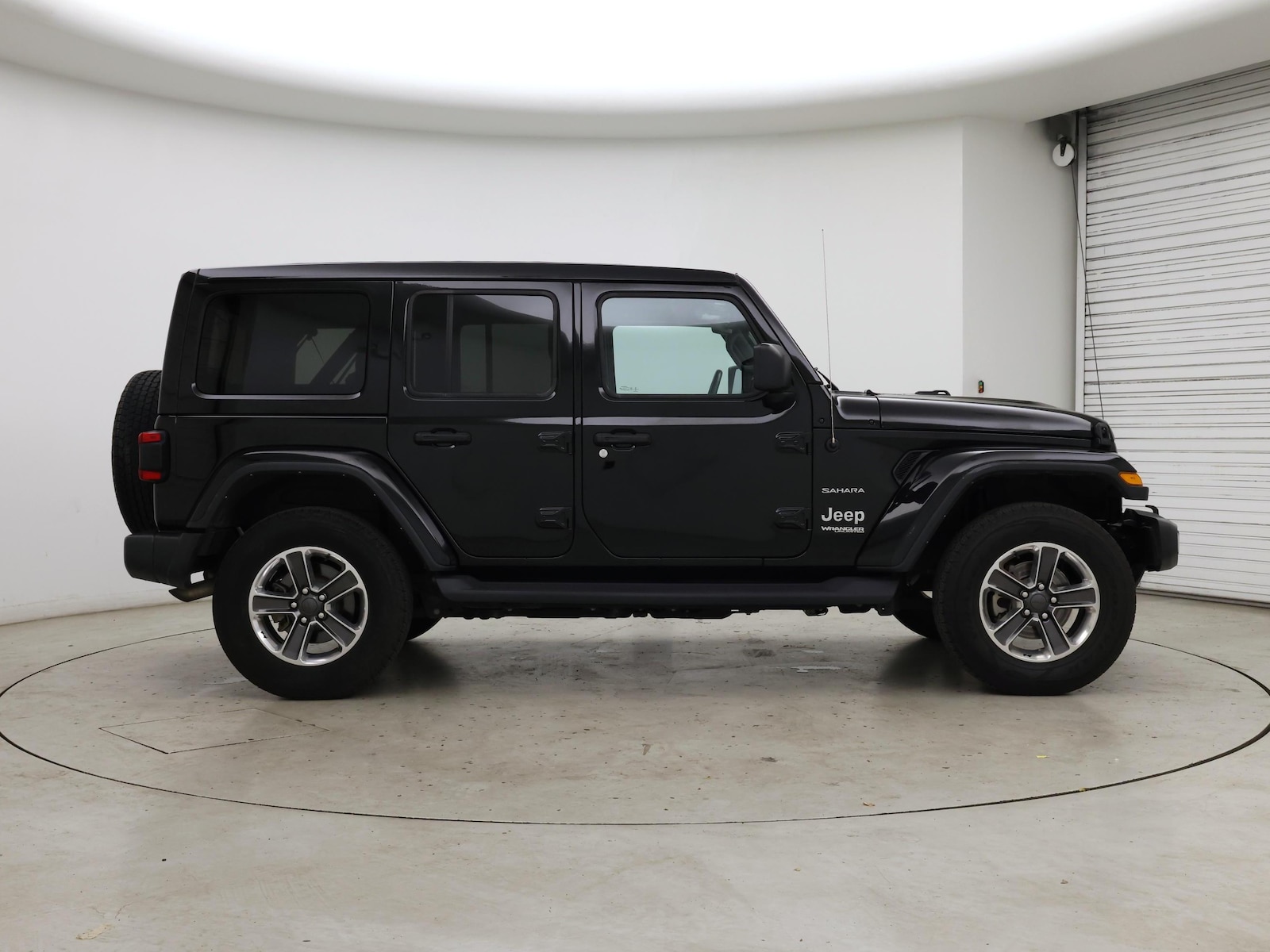 2022 Jeep Wrangler Unlimited Sahara - Photo 8