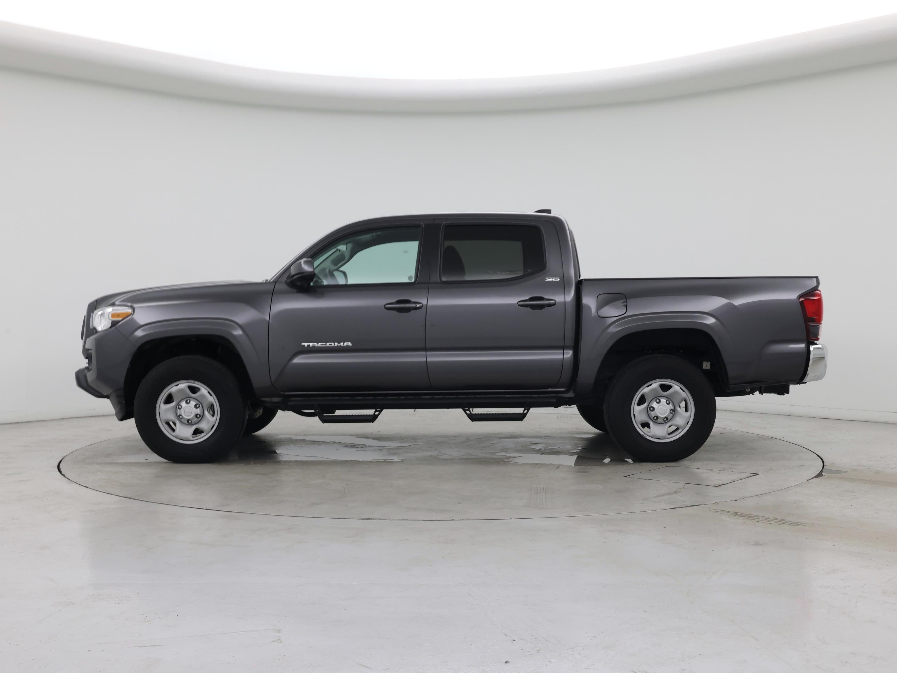 Thumbnail: 2022 Toyota Tacoma - 3