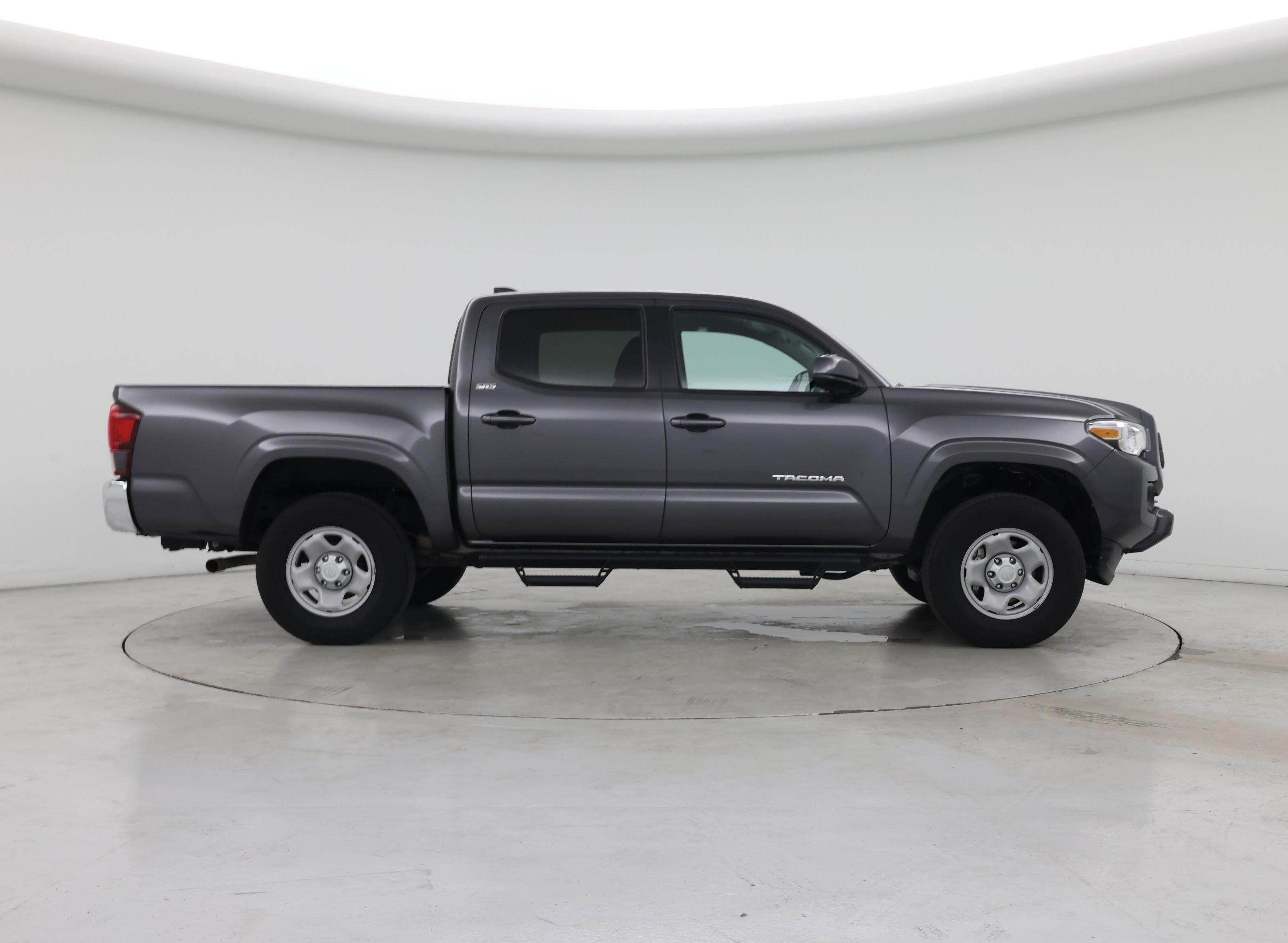 Thumbnail: 2022 Toyota Tacoma - 7