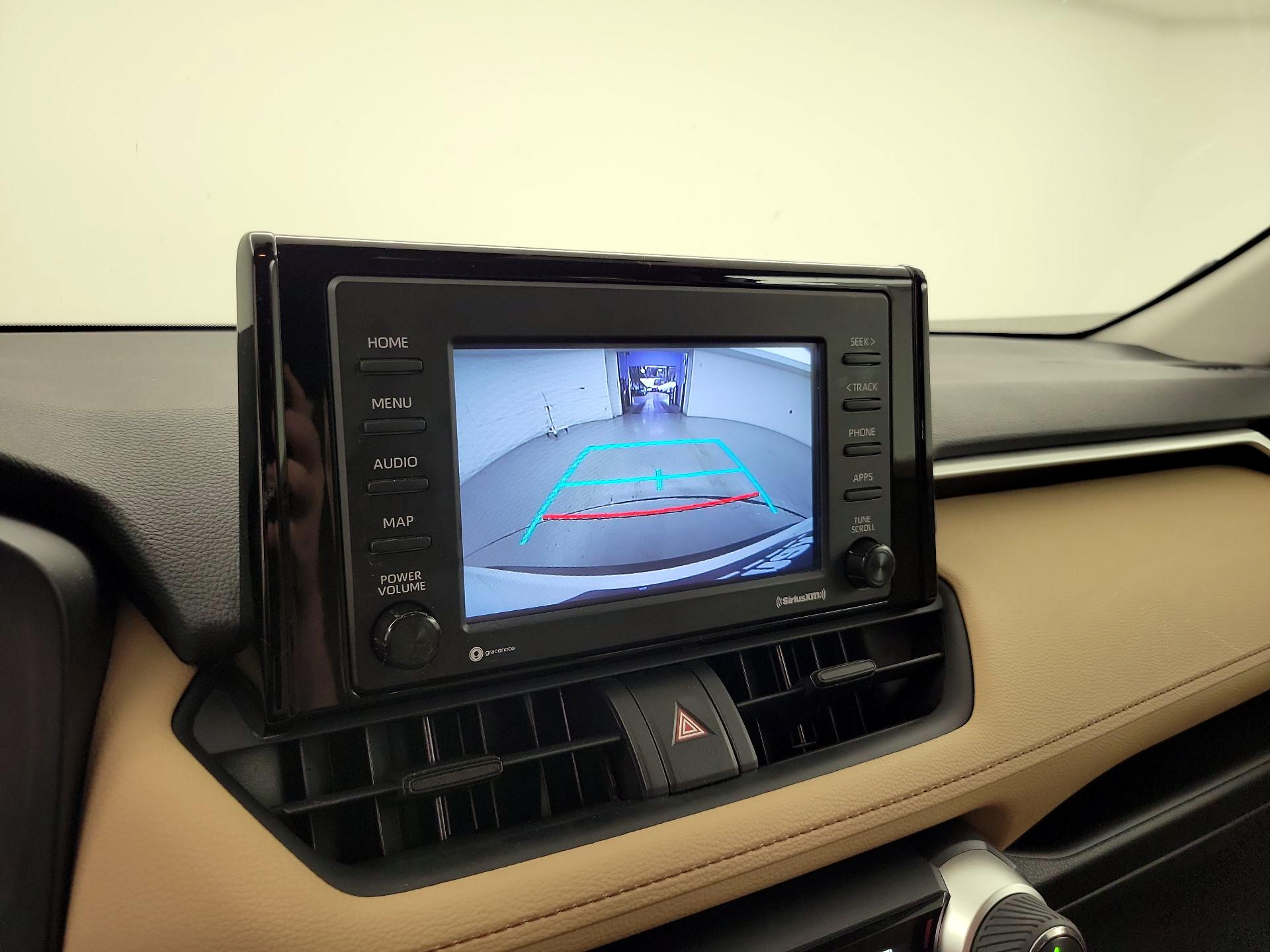 Thumbnail: 2021 Toyota RAV4 - 14