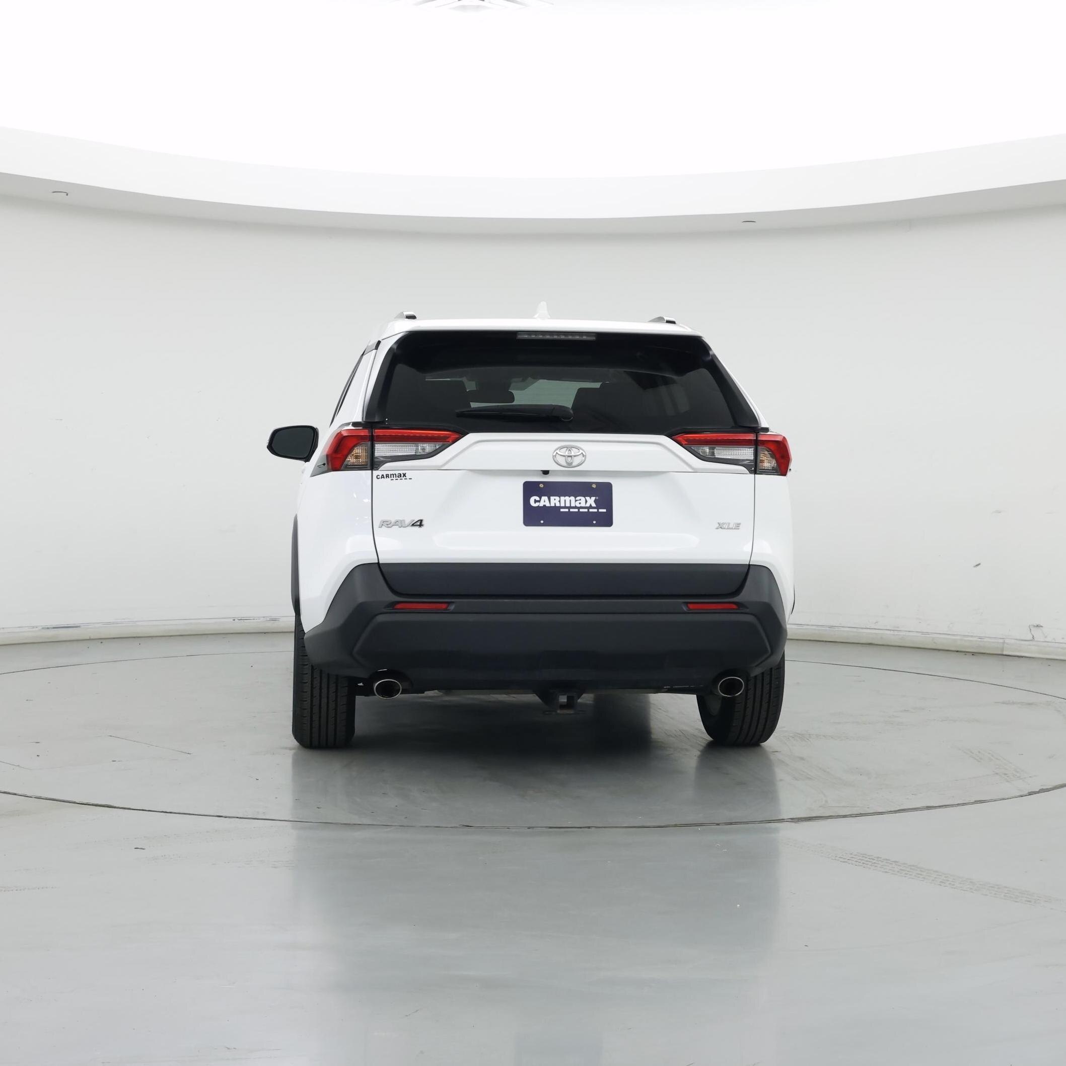 Thumbnail: 2021 Toyota RAV4 - 6