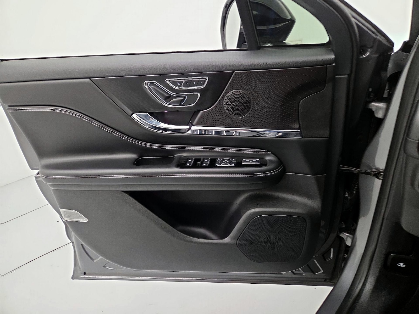 2023 Lincoln Corsair Grand Touring - Photo 13
