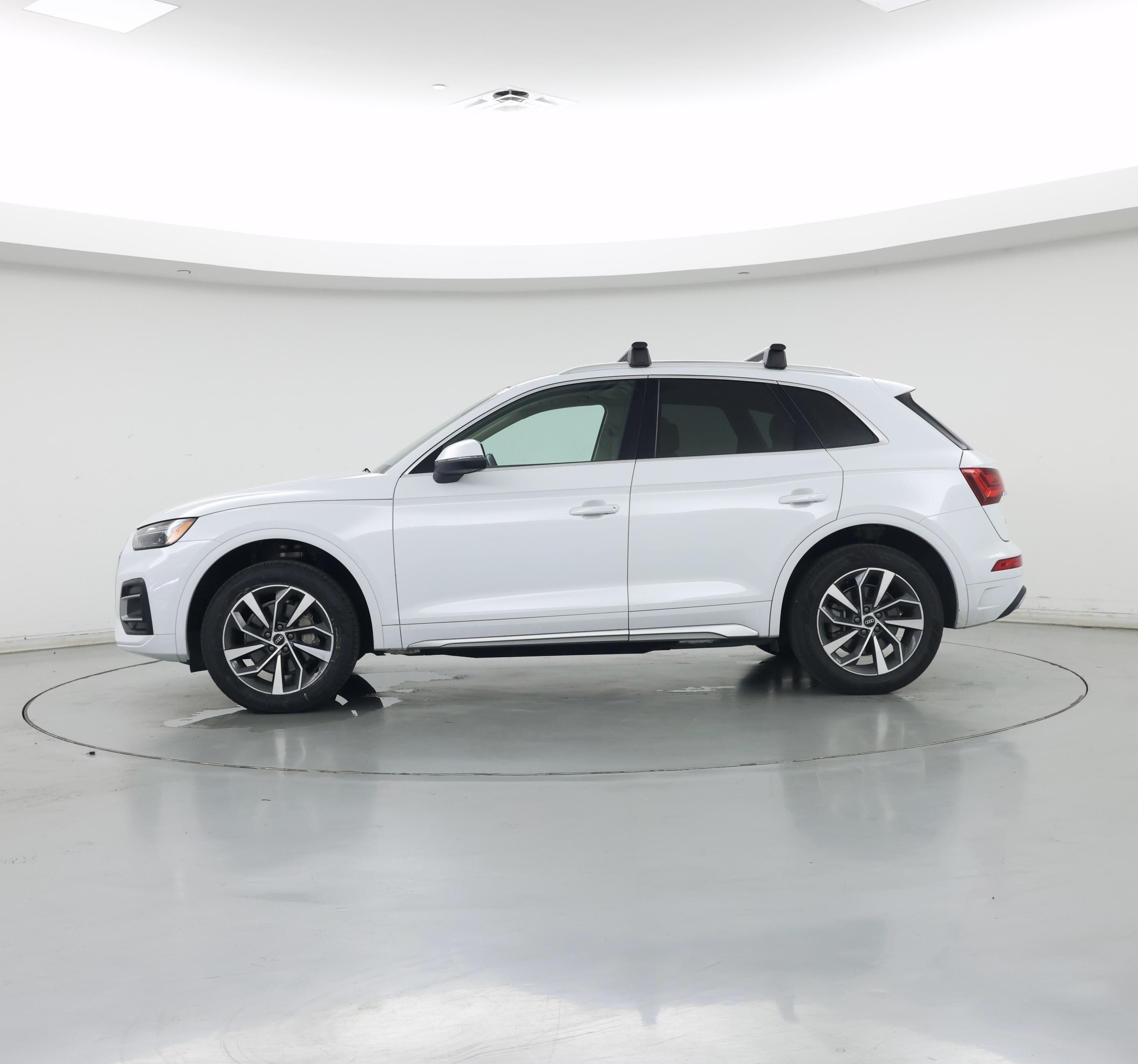 Thumbnail: 2021 Audi Q5 - 3