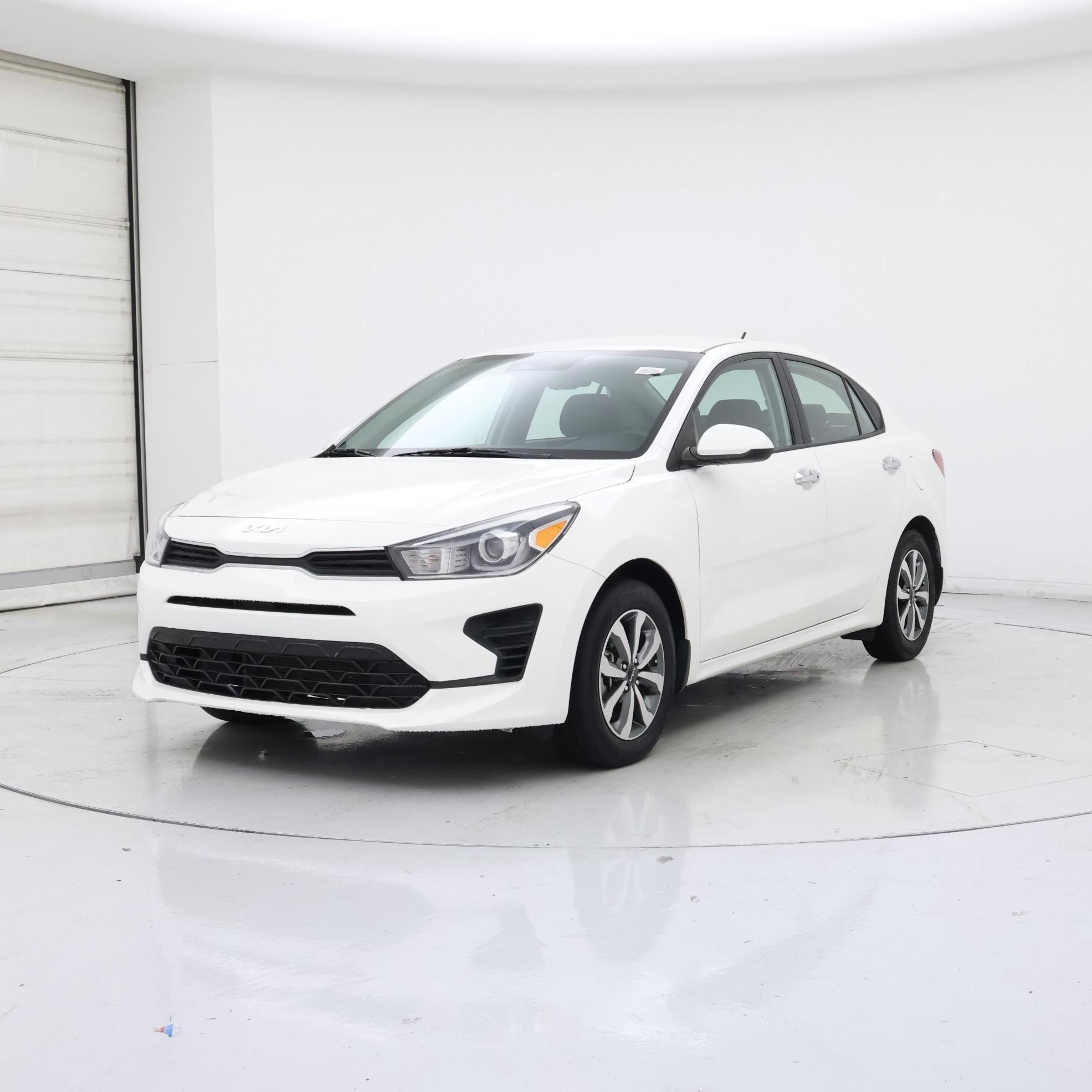 Thumbnail: 2022 Kia Rio - 4