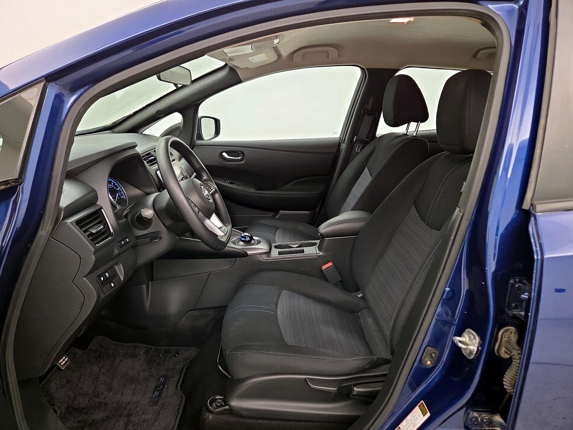Thumbnail: 2023 Nissan Leaf - 11