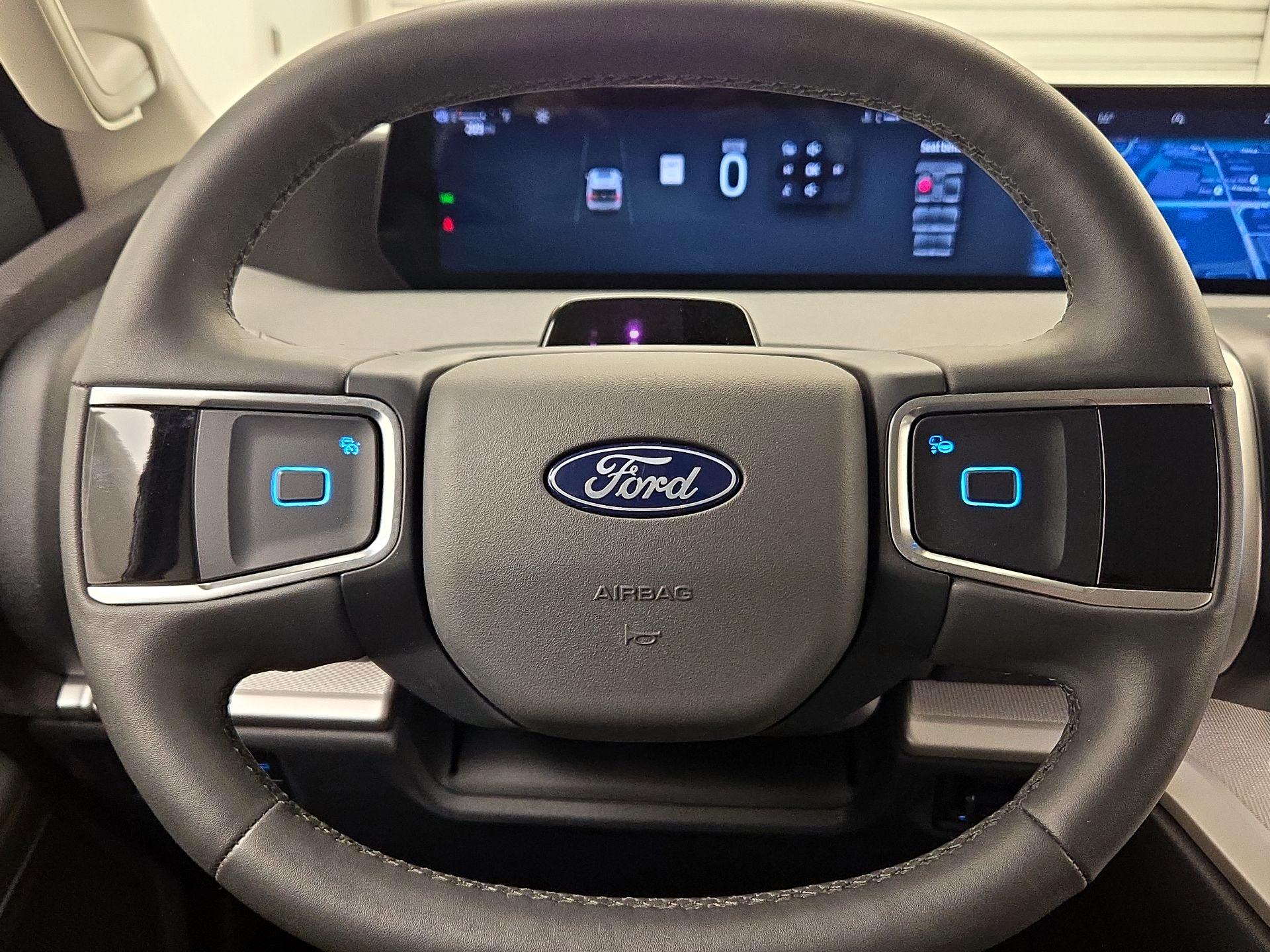 Thumbnail: 2025 Ford Expedition - 10