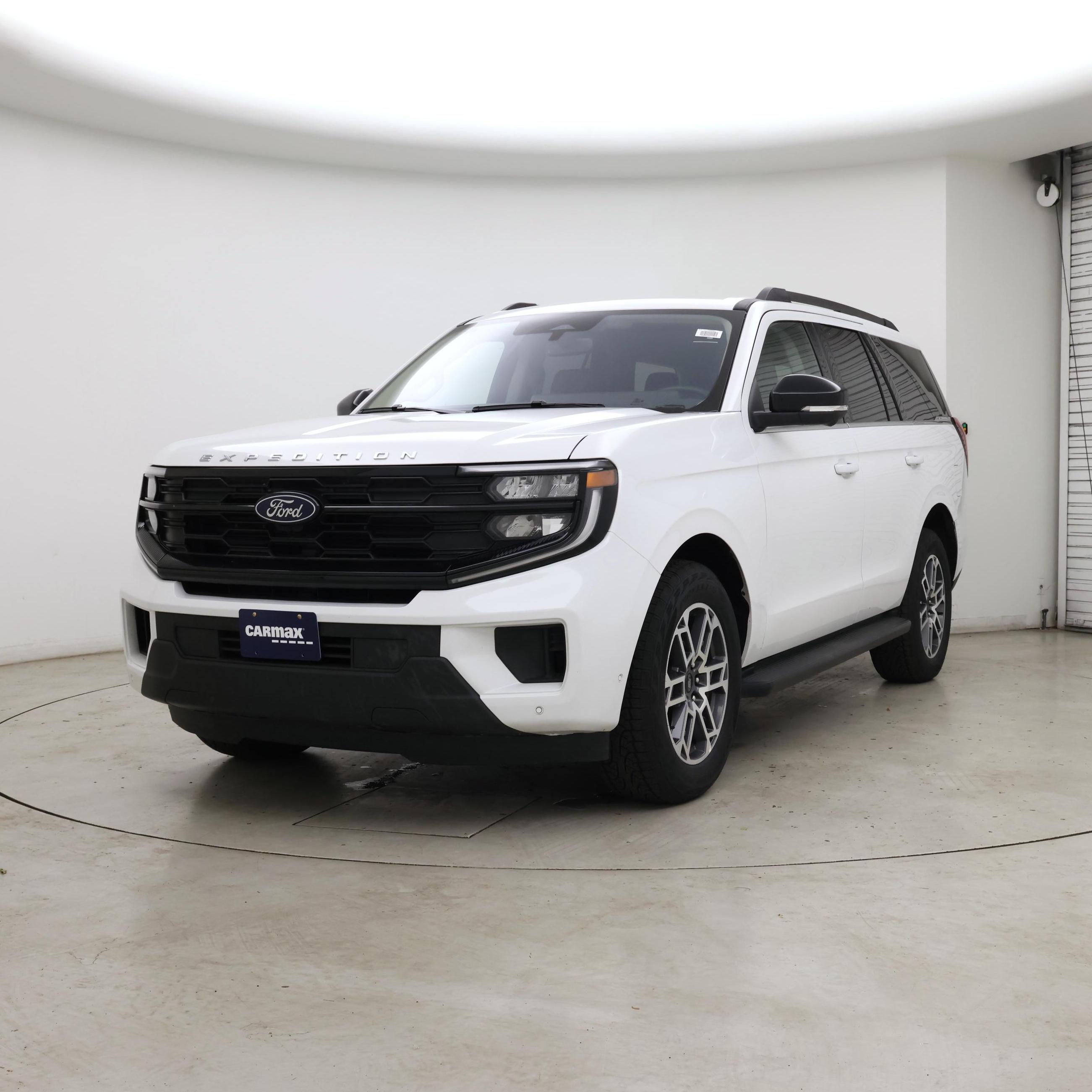 Thumbnail: 2025 Ford Expedition - 4