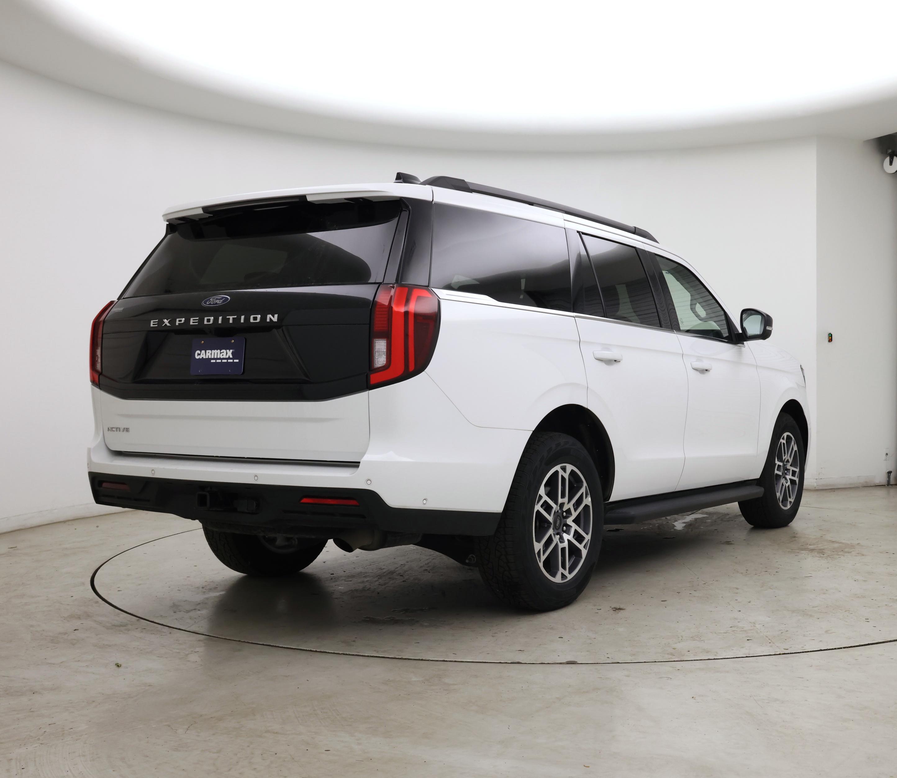 Thumbnail: 2025 Ford Expedition - 8