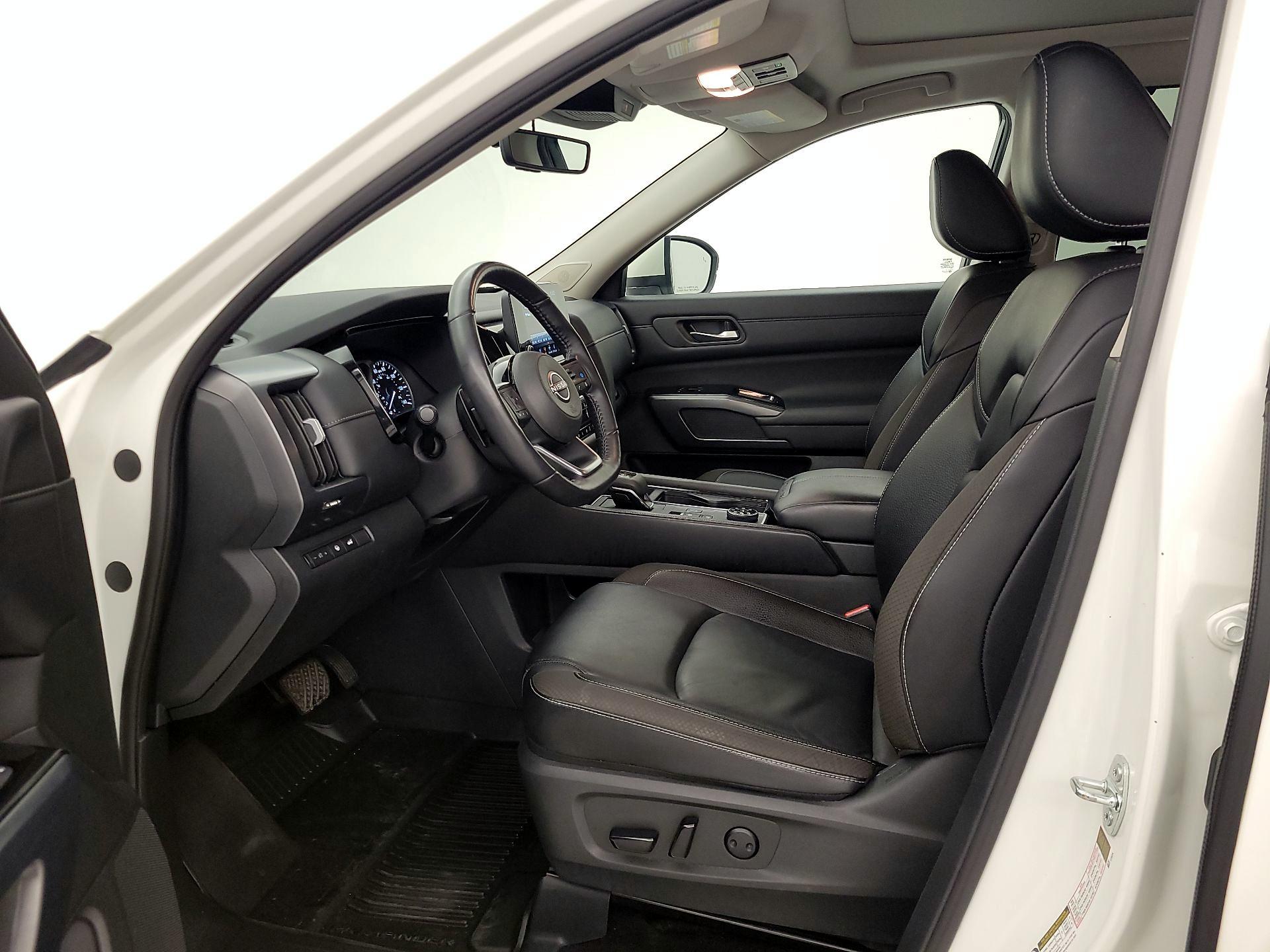 Thumbnail: 2024 Nissan Pathfinder - 11