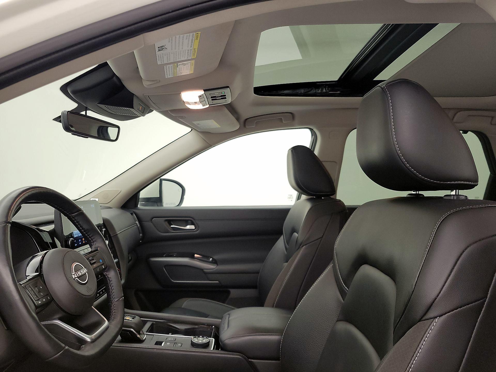 Thumbnail: 2024 Nissan Pathfinder - 20