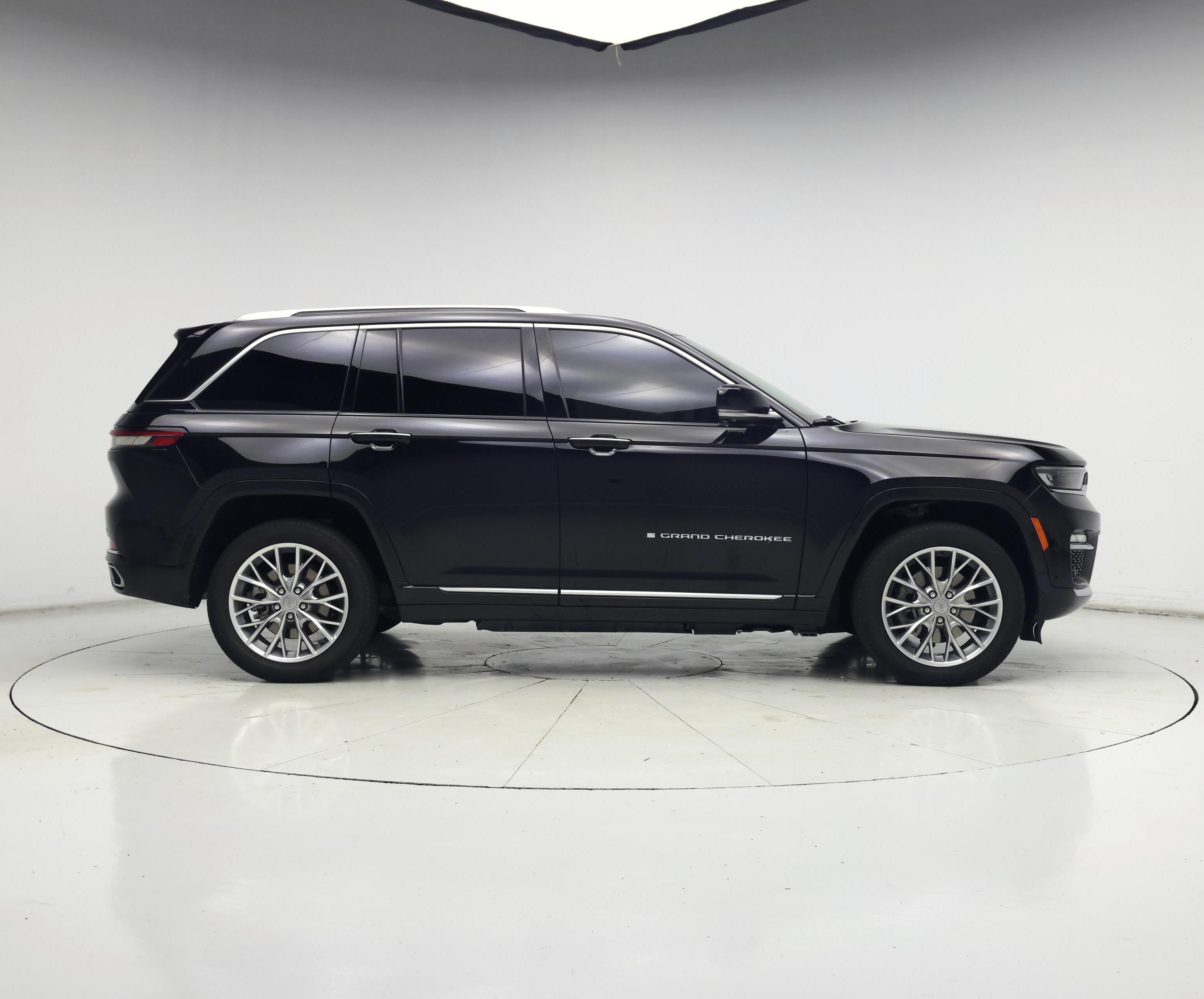 Thumbnail: 2022 Jeep Grand Cherokee - 7
