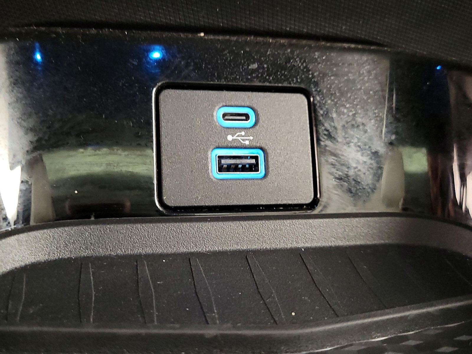 2023 Ford Mustang Mach-E Premium AWD - Photo 20