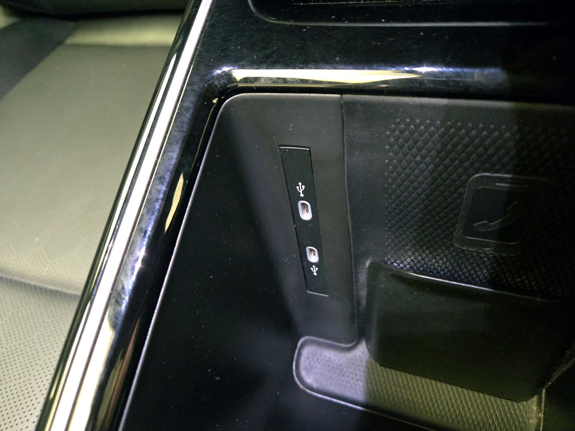 Thumbnail: 2023 Volkswagen ID.4 - 17