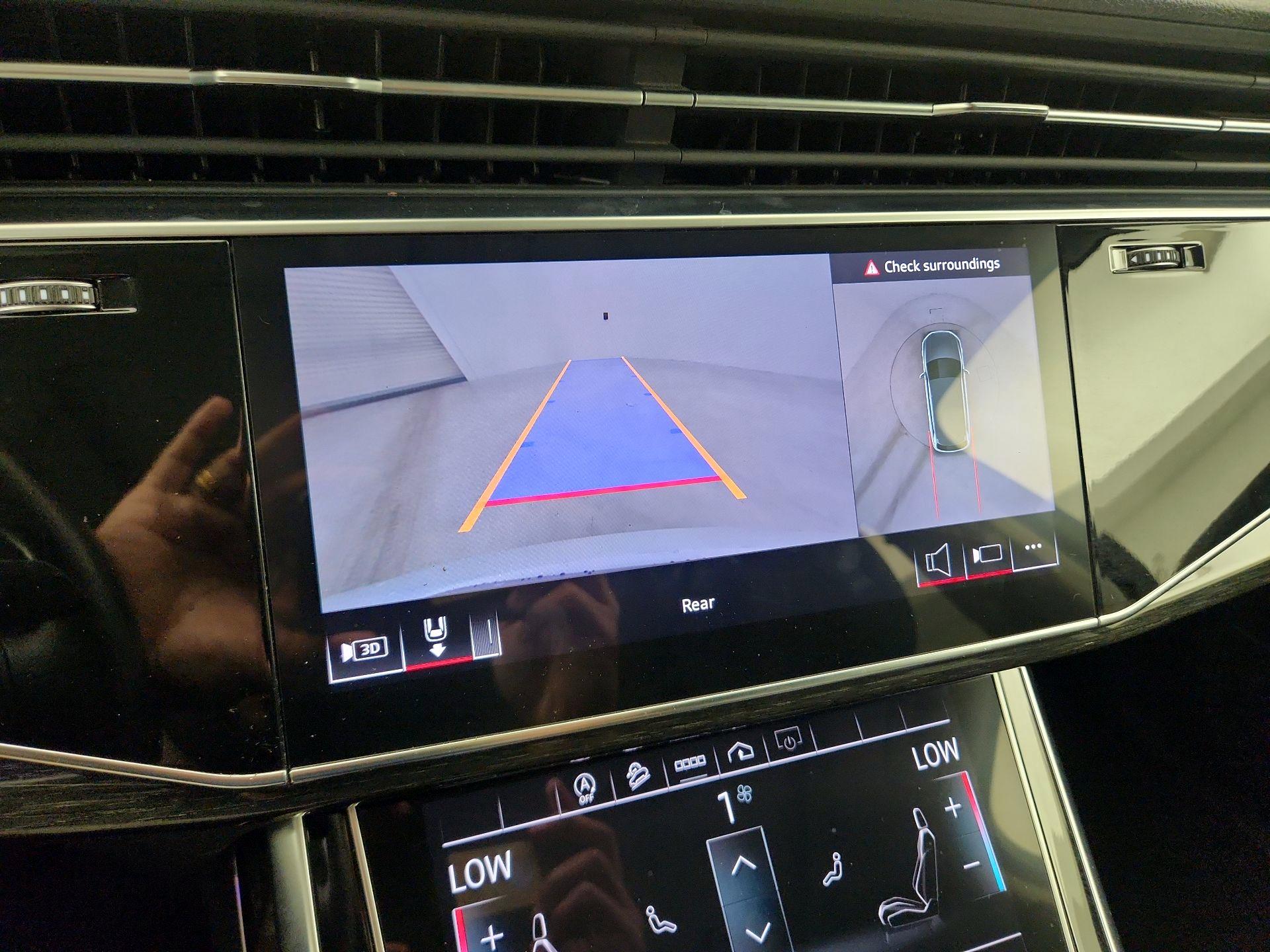 Thumbnail: 2024 Audi Q7 - 15