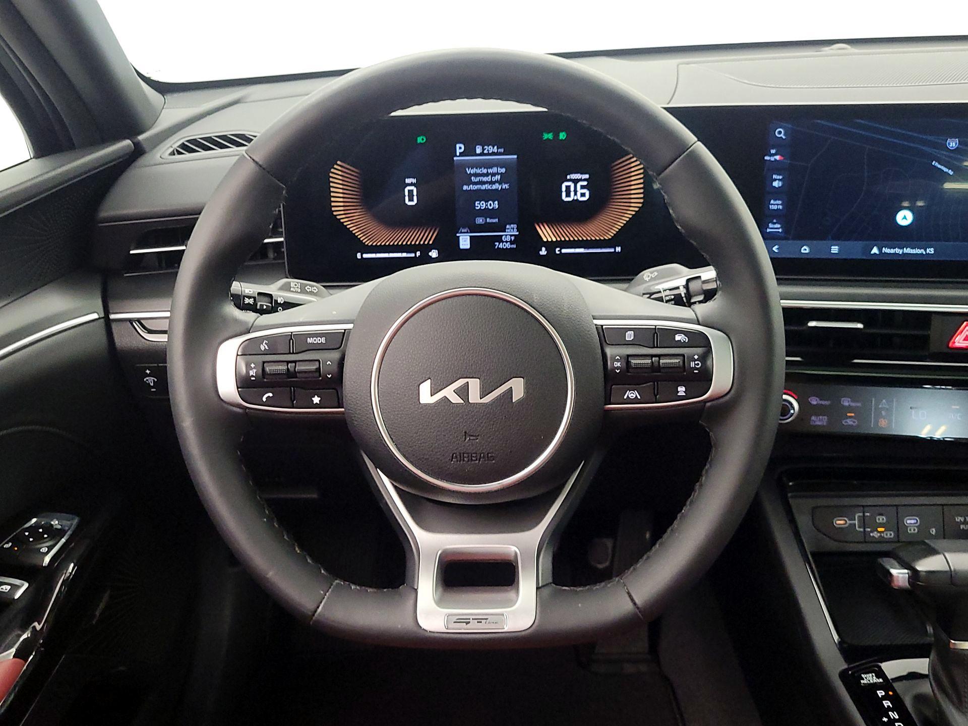 Thumbnail: 2025 Kia K5 - 10