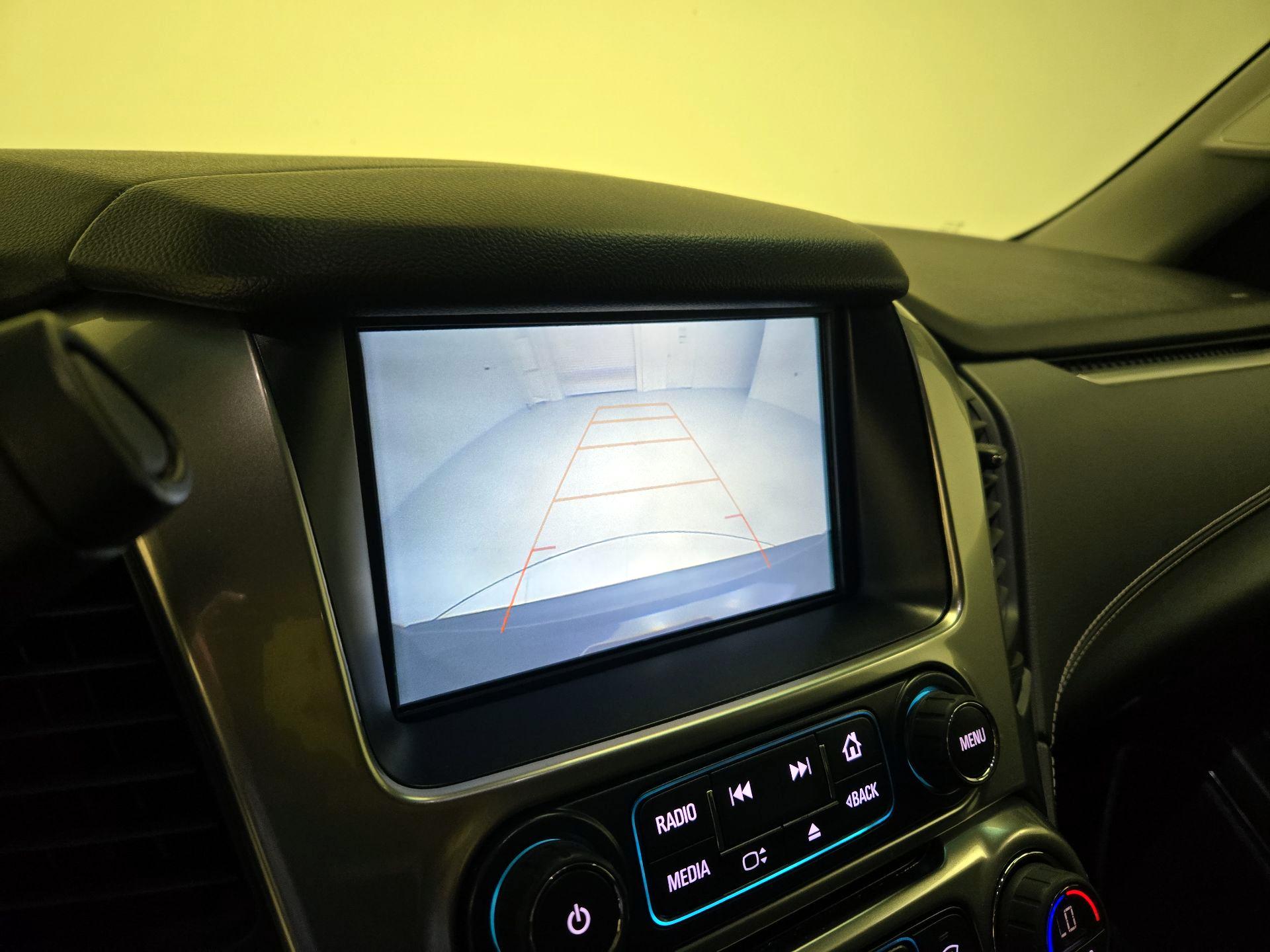 Thumbnail: 2020 Chevrolet Tahoe - 14