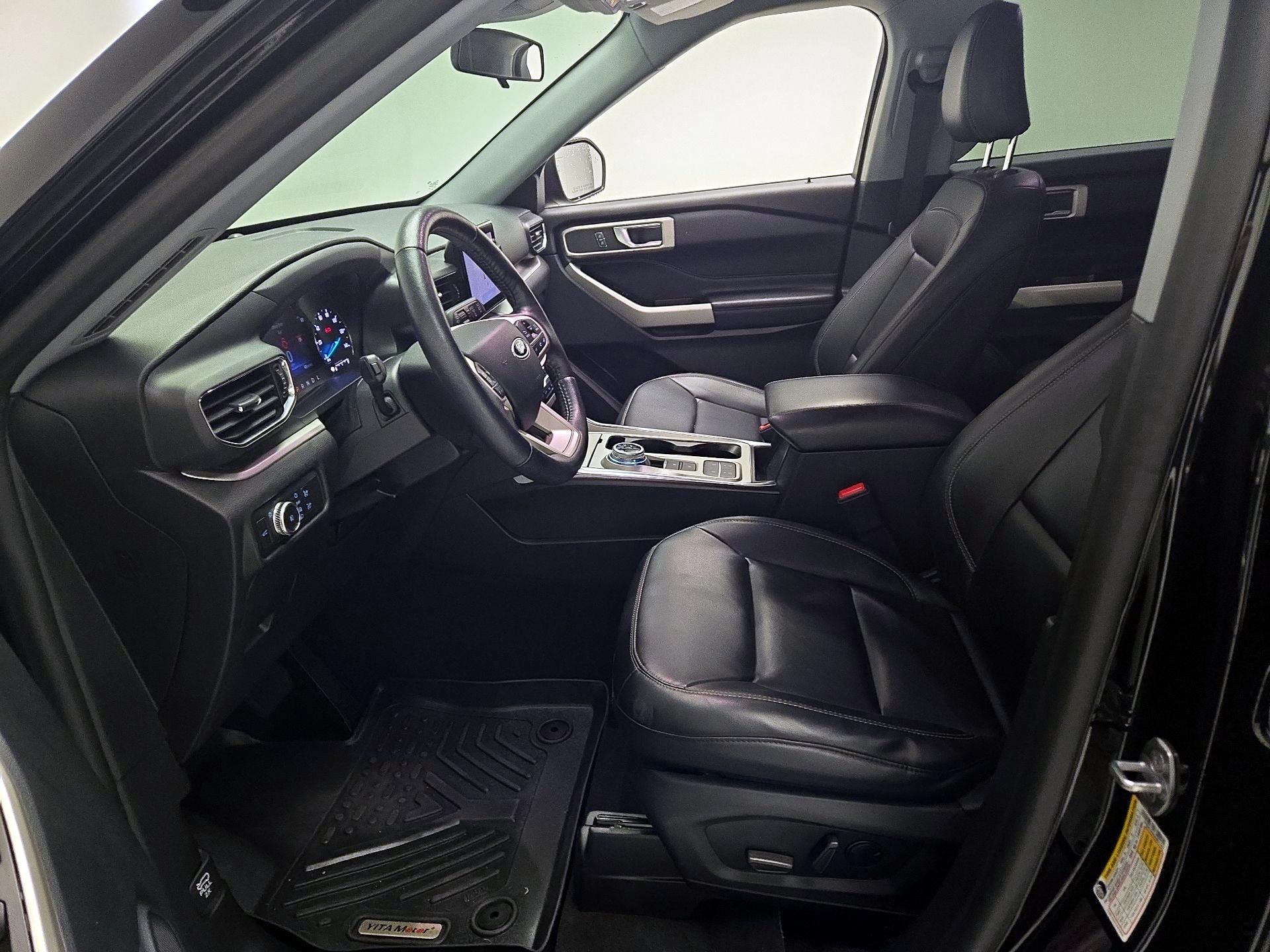 Thumbnail: 2021 Ford Explorer - 11