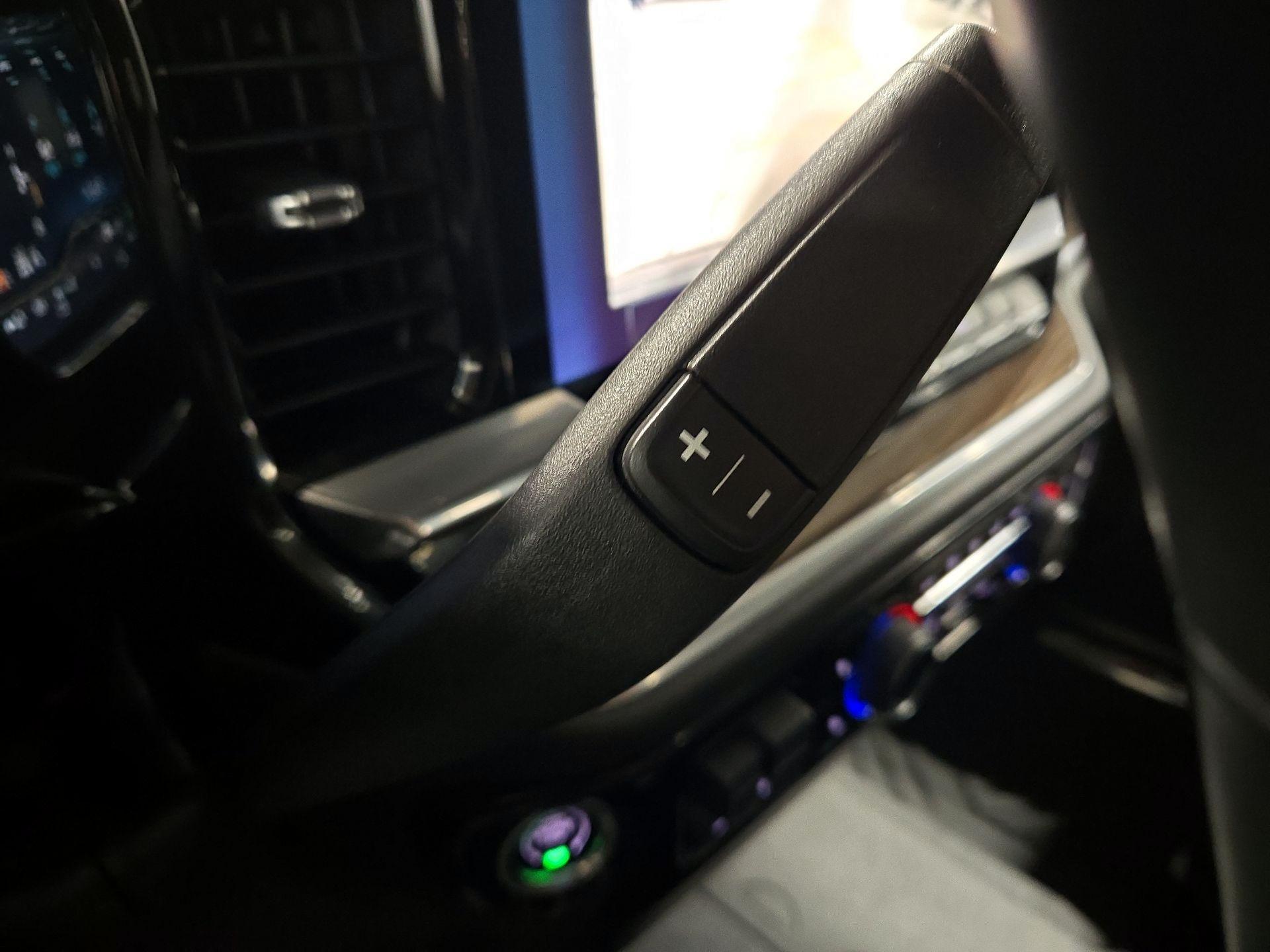 Thumbnail: 2023 Chevrolet Silverado 1500 - 17
