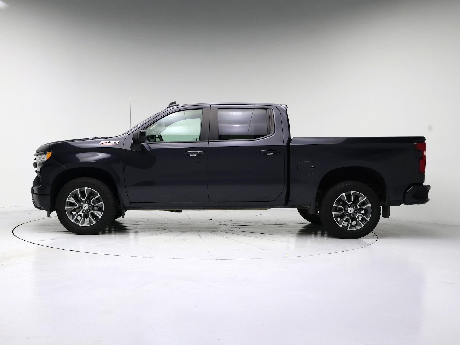 2023 Chevrolet Silverado 1500 RST - Photo 4