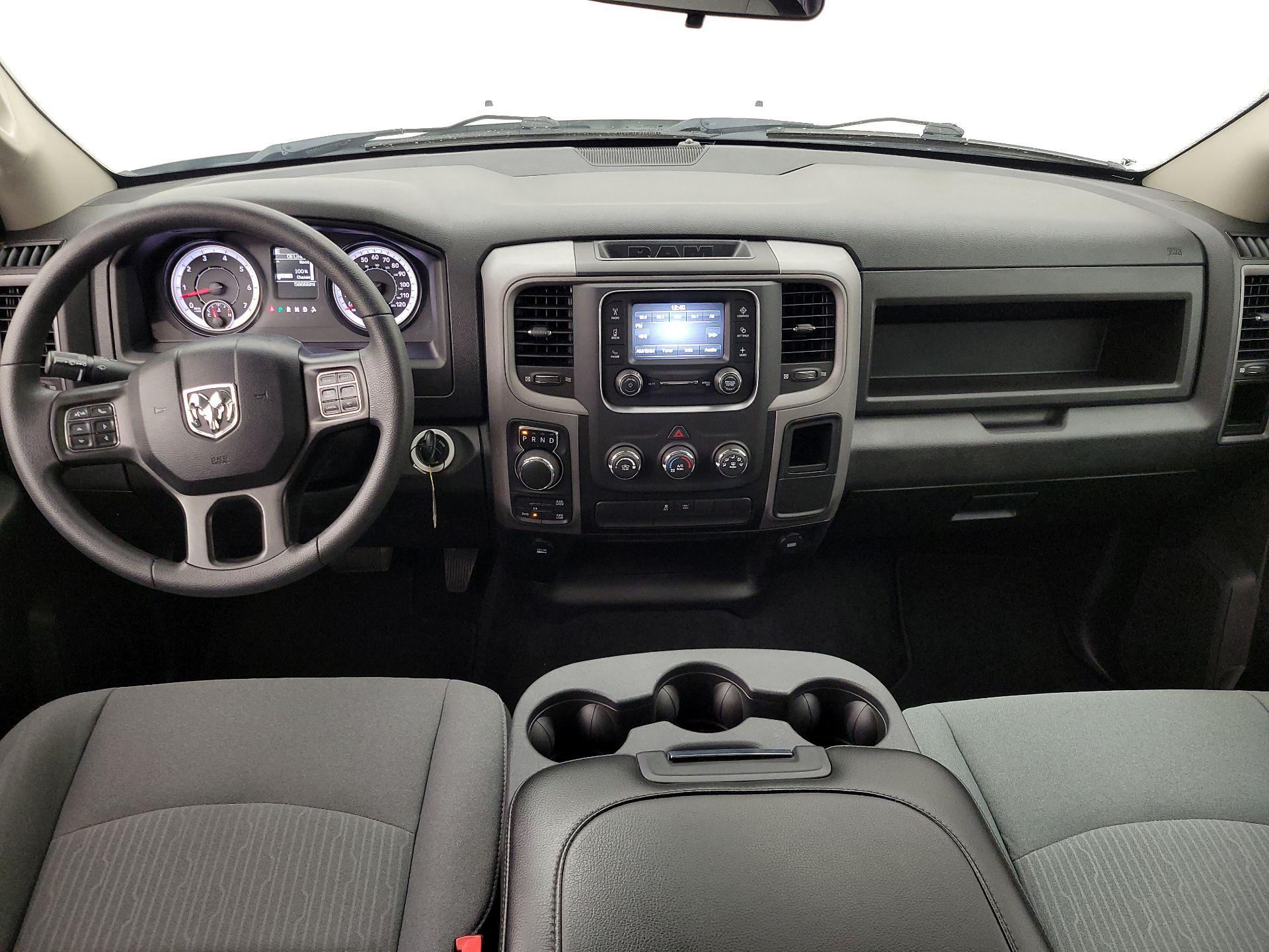 Thumbnail: 2022 RAM 1500 Classic - 9