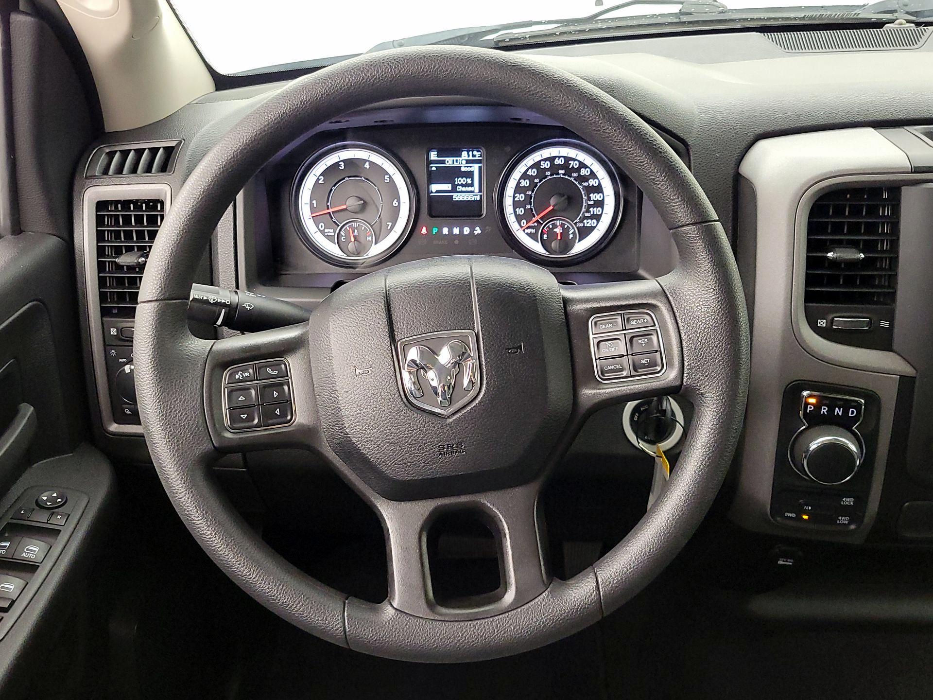 Thumbnail: 2022 RAM 1500 Classic - 10