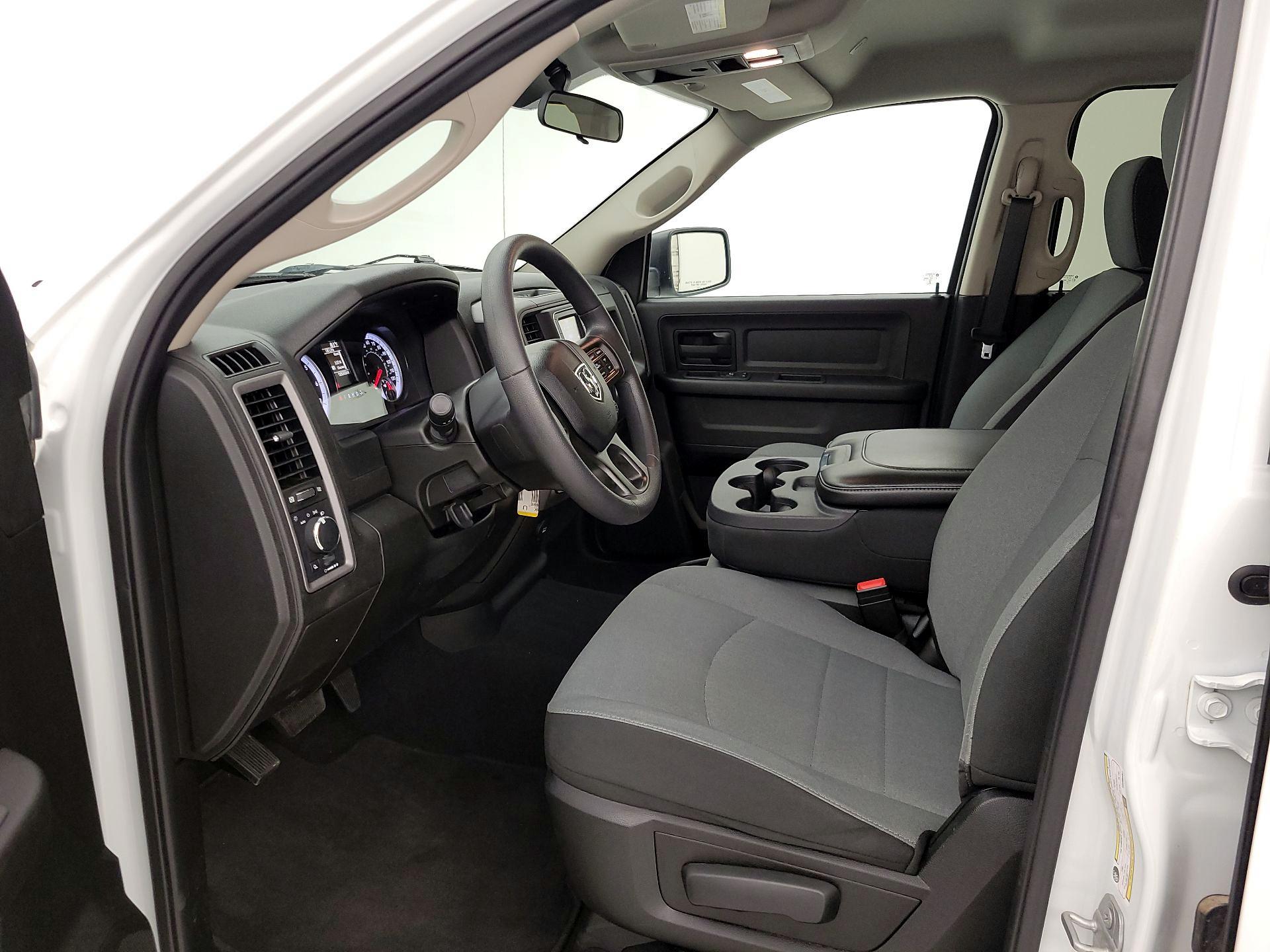 Thumbnail: 2022 RAM 1500 Classic - 11