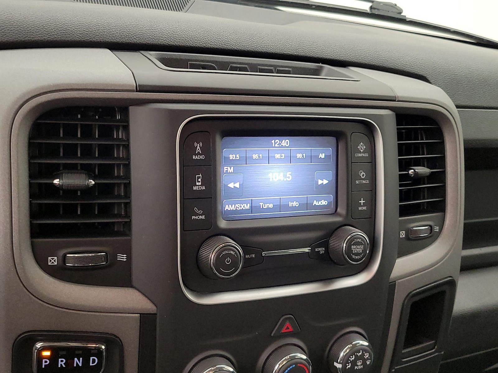 2022 RAM Ram 1500 Classic Tradesman - Photo 16
