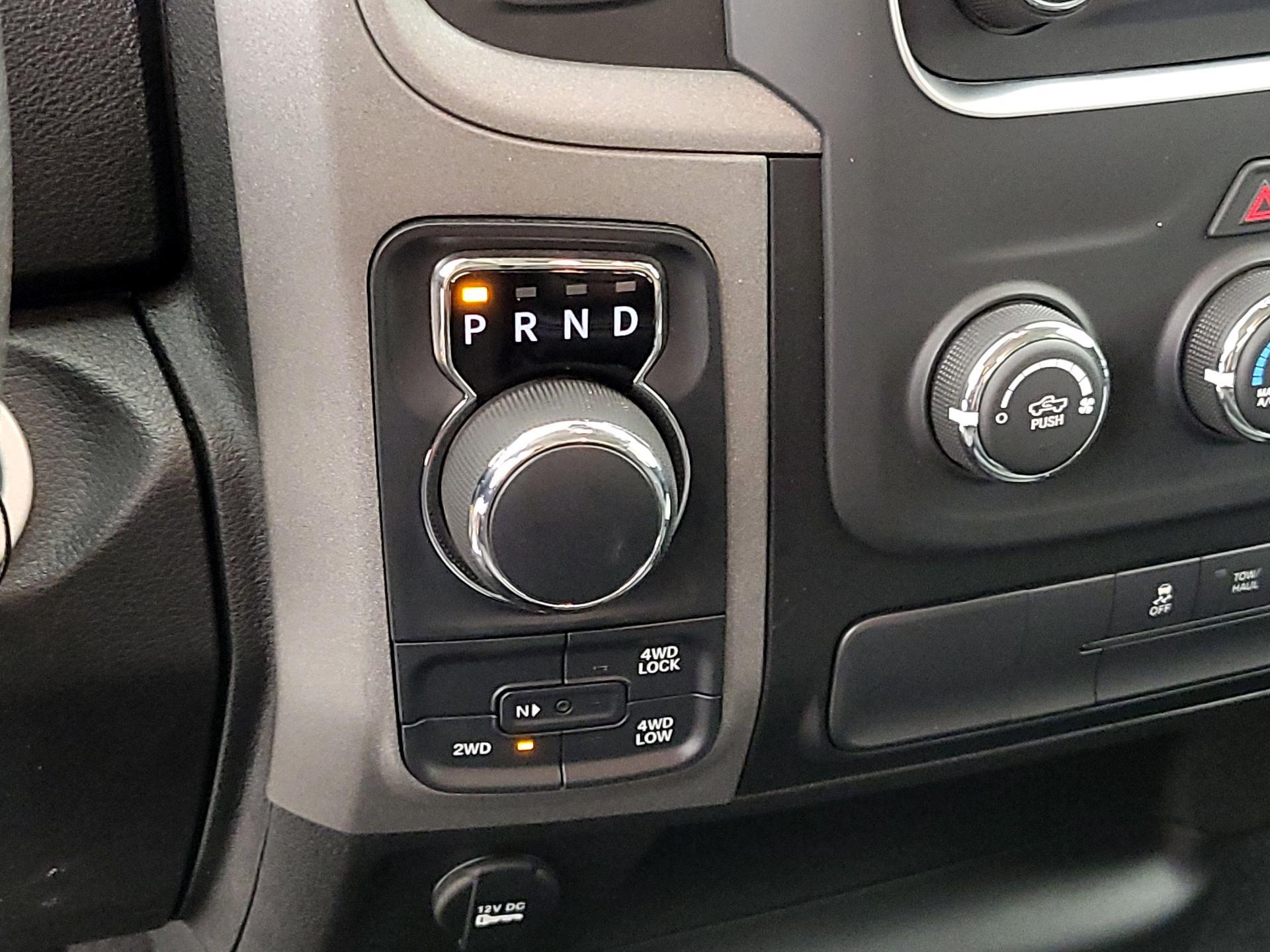 Thumbnail: 2022 RAM 1500 Classic - 17