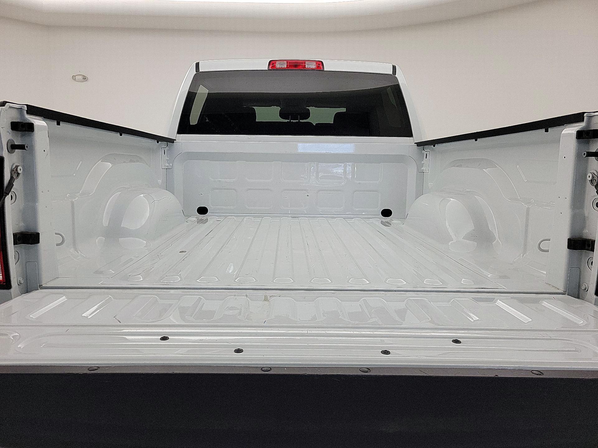 Thumbnail: 2022 RAM 1500 Classic - 20