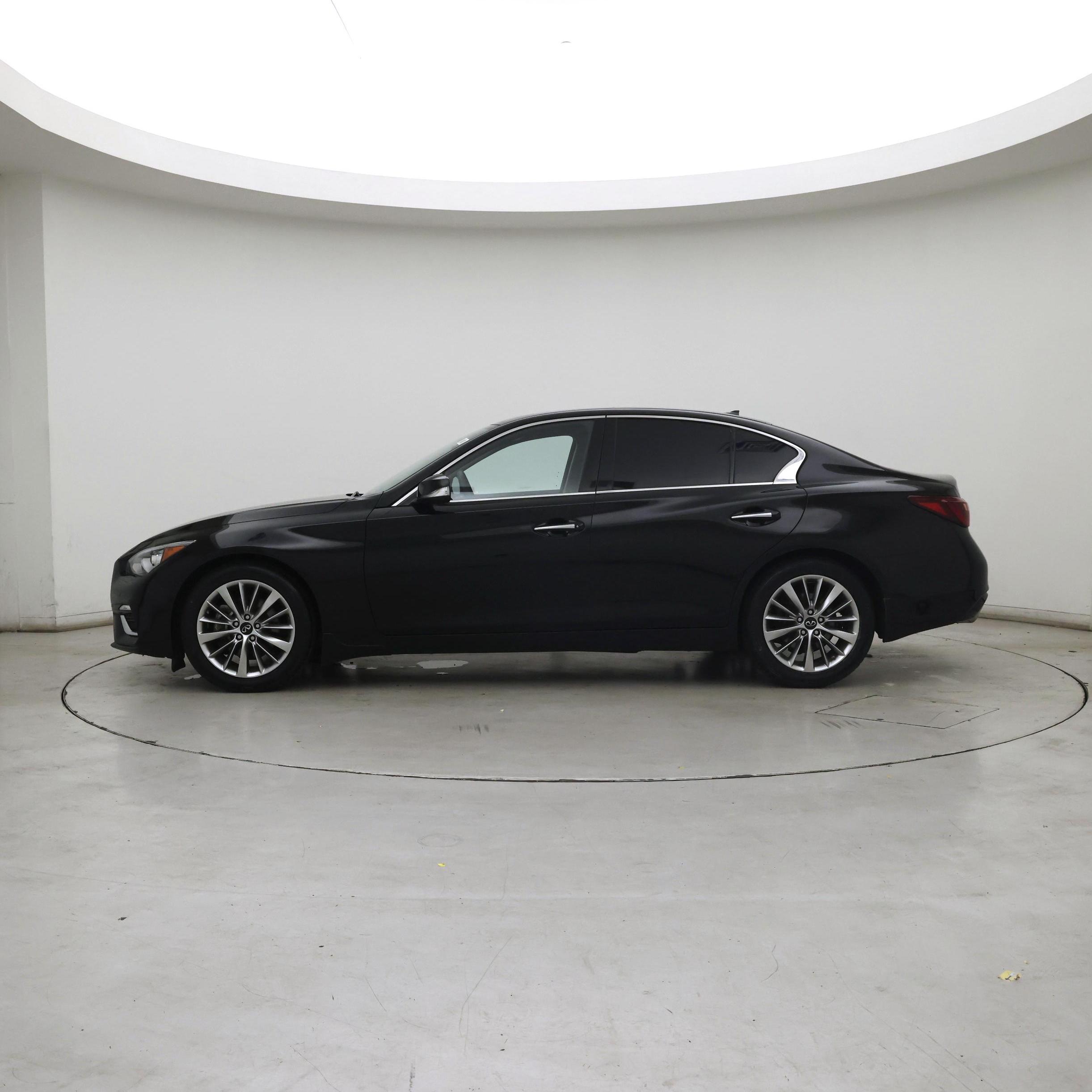 Thumbnail: 2023 INFINITI Q50 - 3