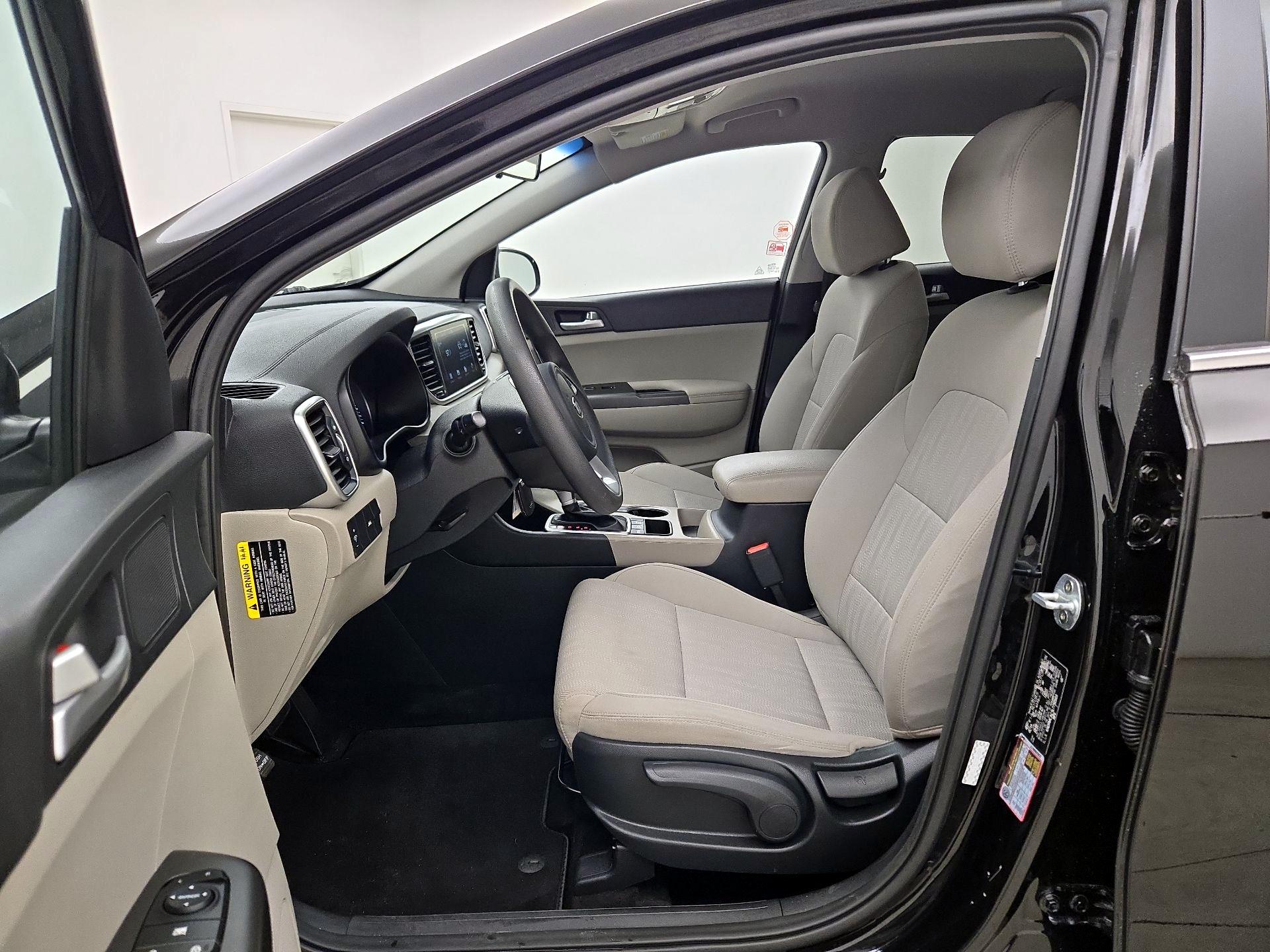 Thumbnail: 2020 Kia Sportage - 11