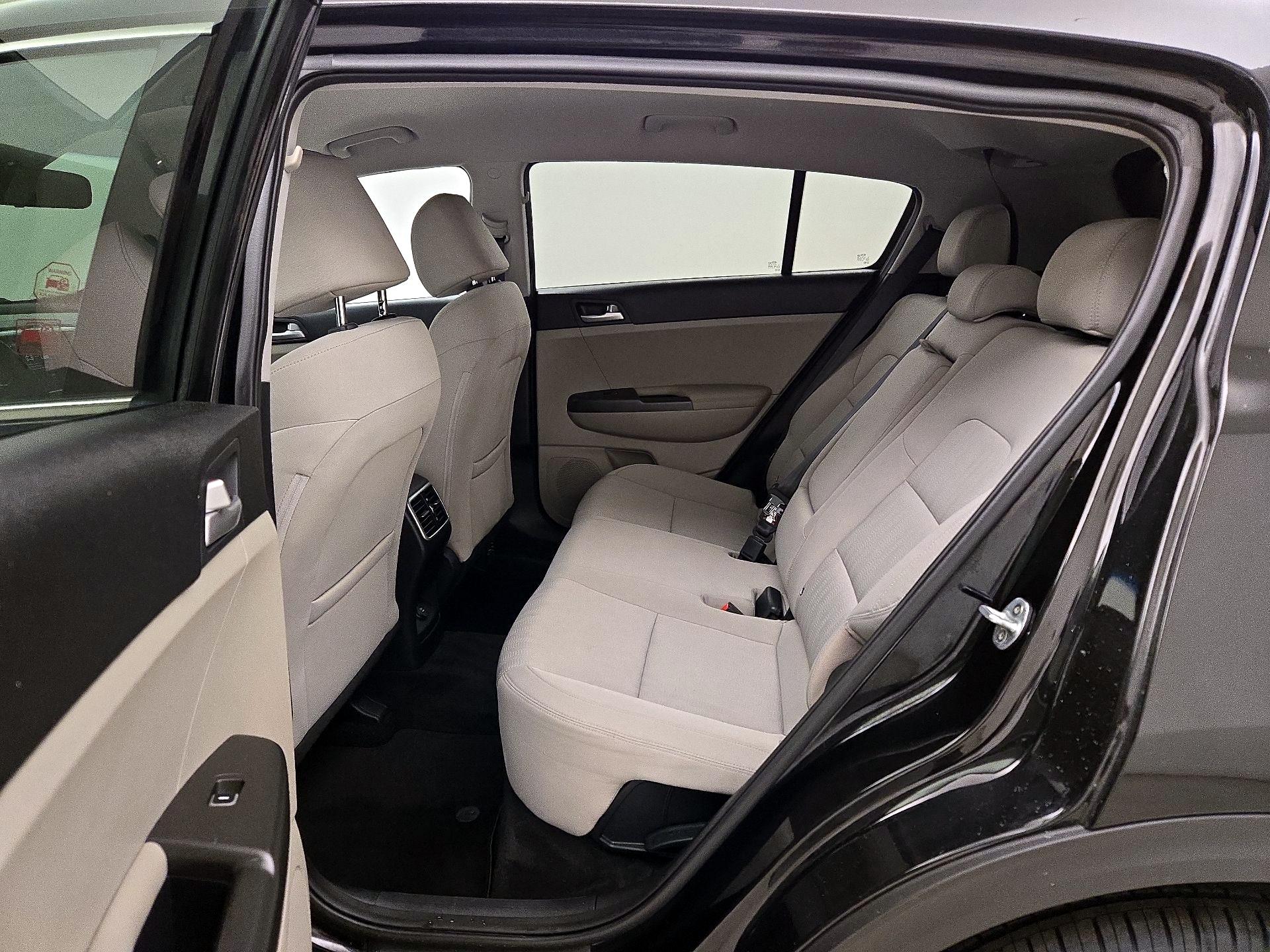 Thumbnail: 2020 Kia Sportage - 19