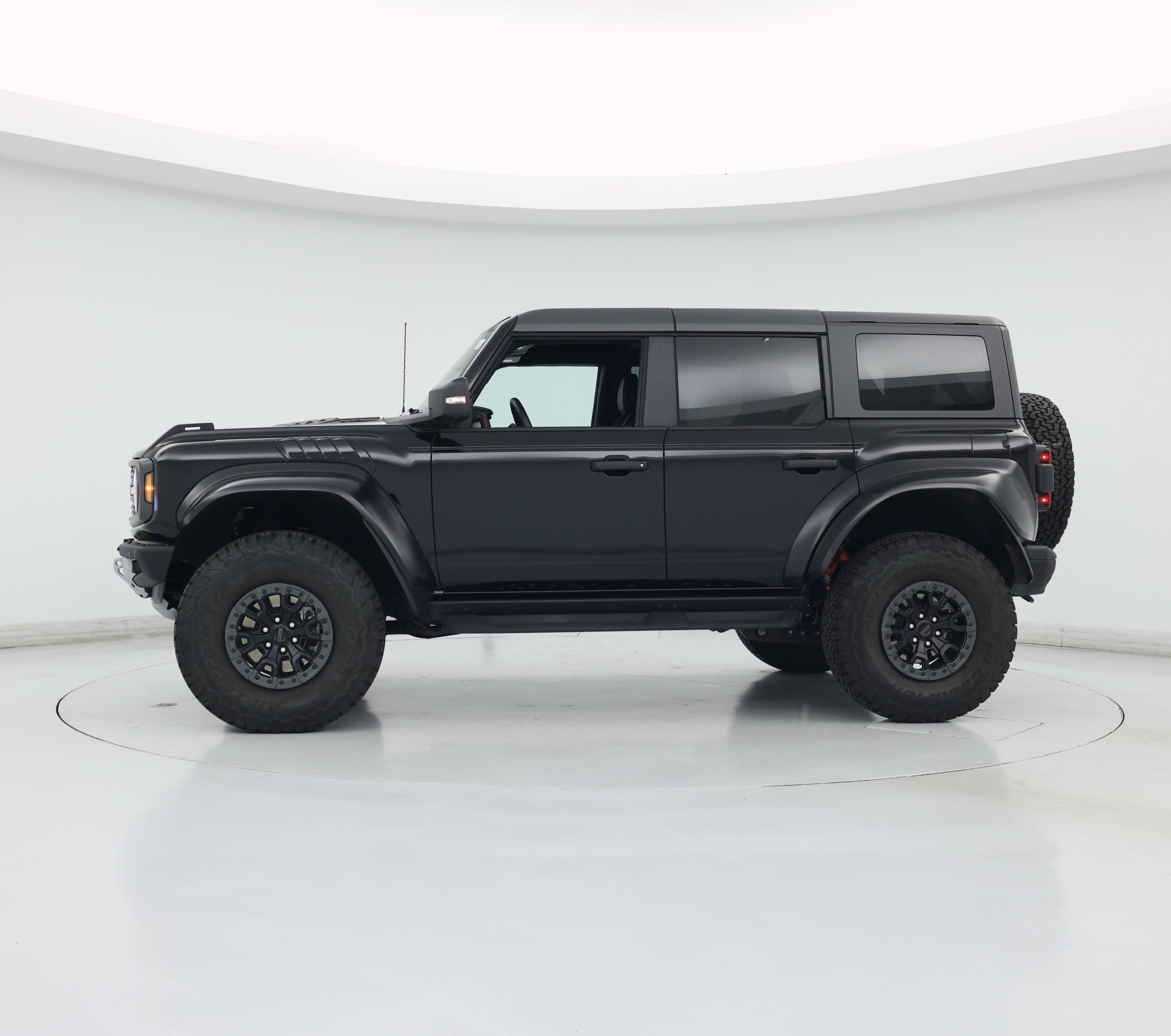 Thumbnail: 2024 Ford Bronco - 3