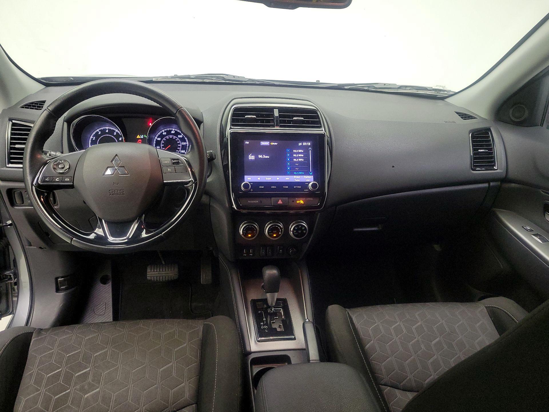 Thumbnail: 2021 Mitsubishi Outlander Sport - 9
