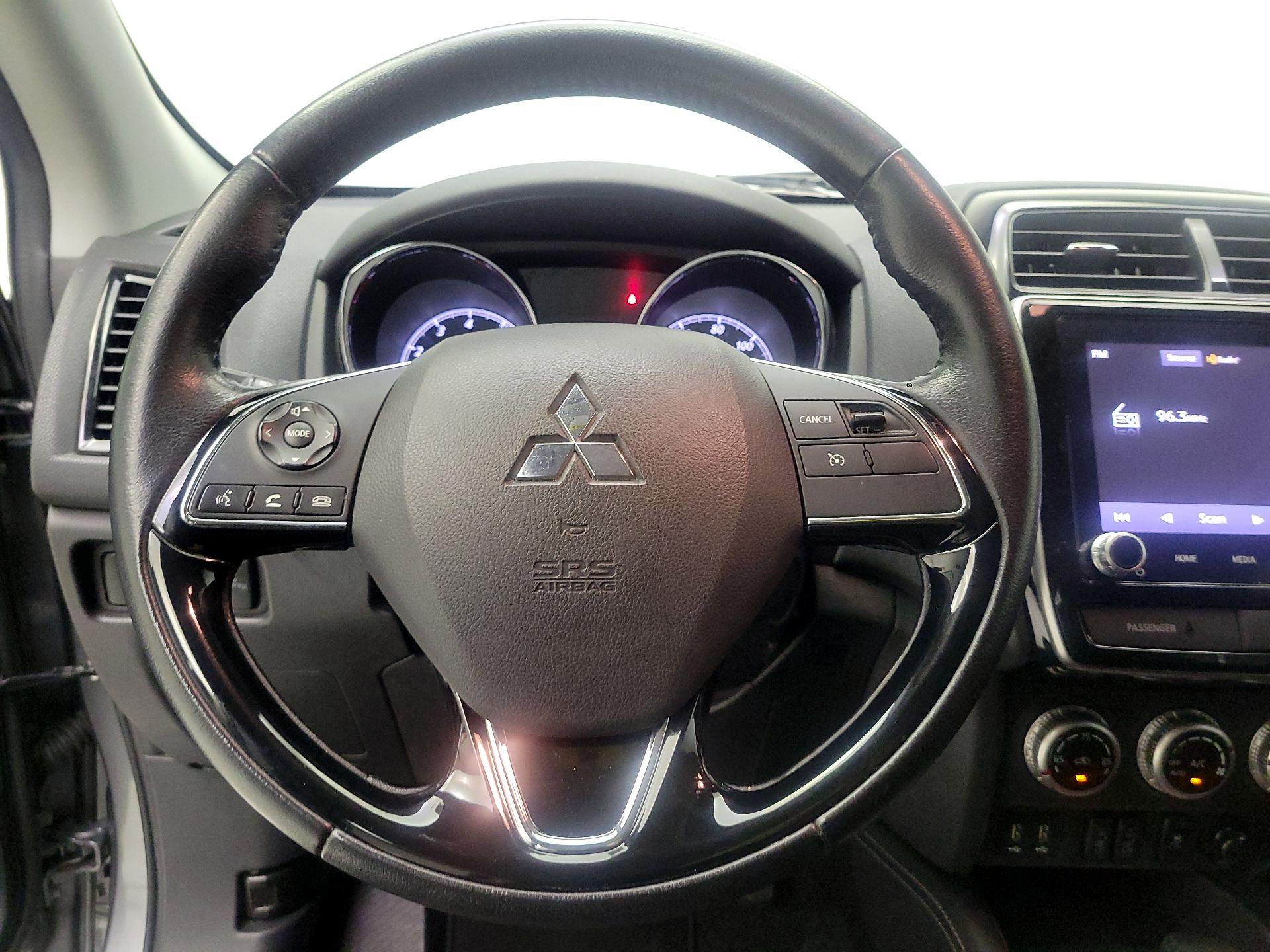 Thumbnail: 2021 Mitsubishi Outlander Sport - 10