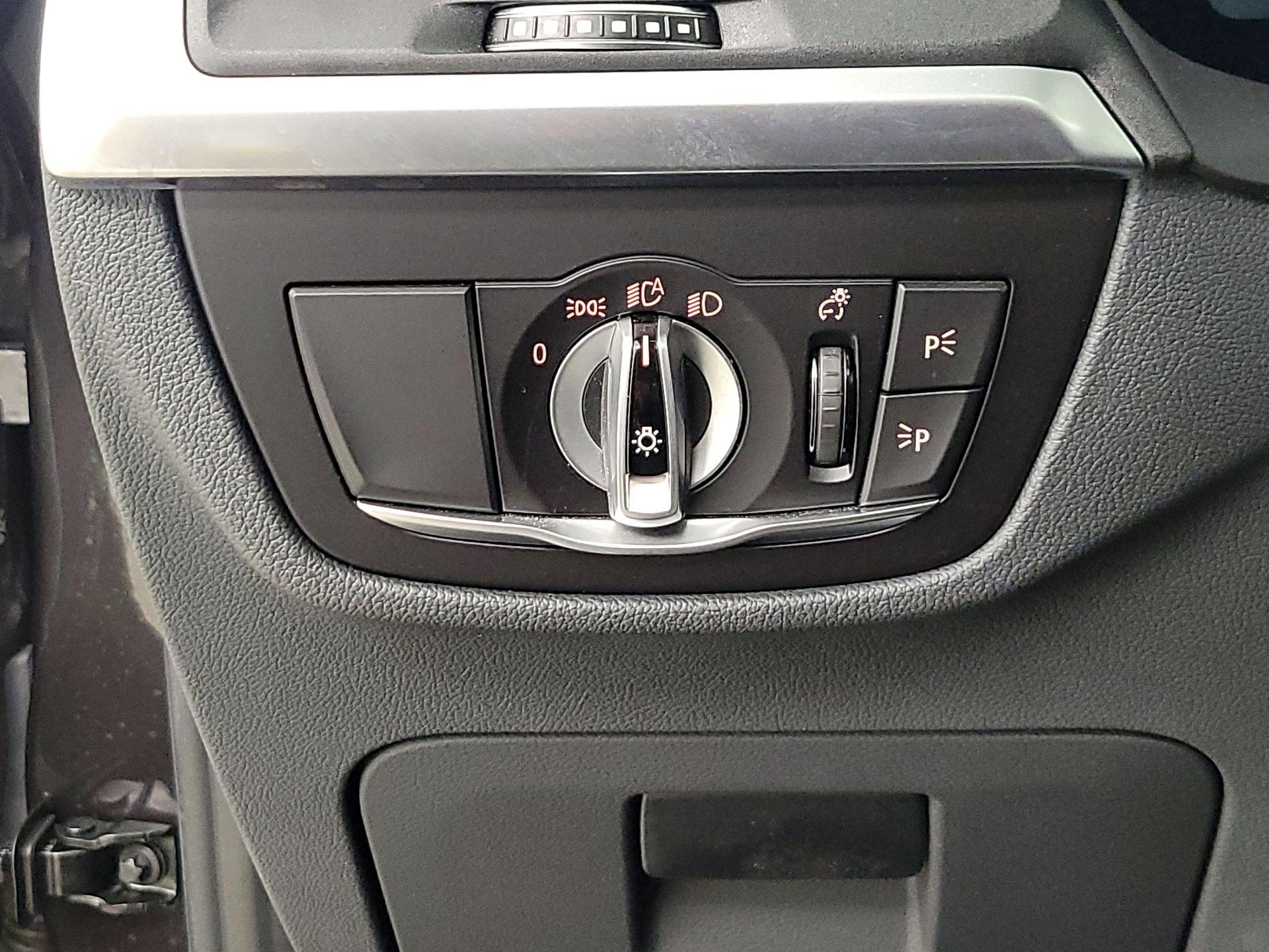 Thumbnail: 2023 BMW X3 - 13